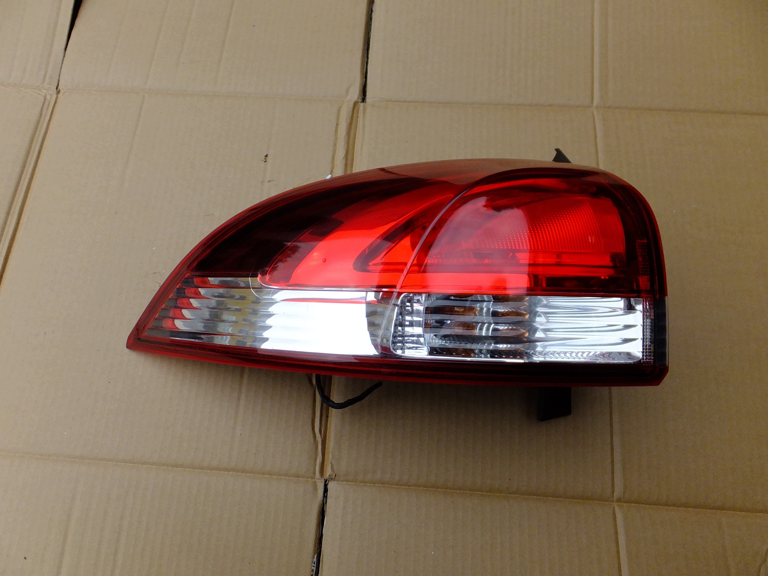 light left rear part renault clio IV kombi 265551445R