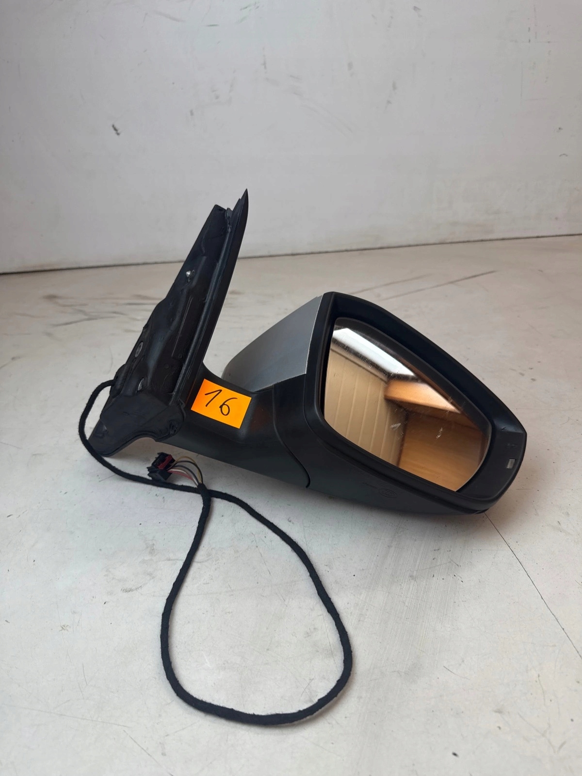 mirror front front right Skoda Octavia III 6 PIN UK