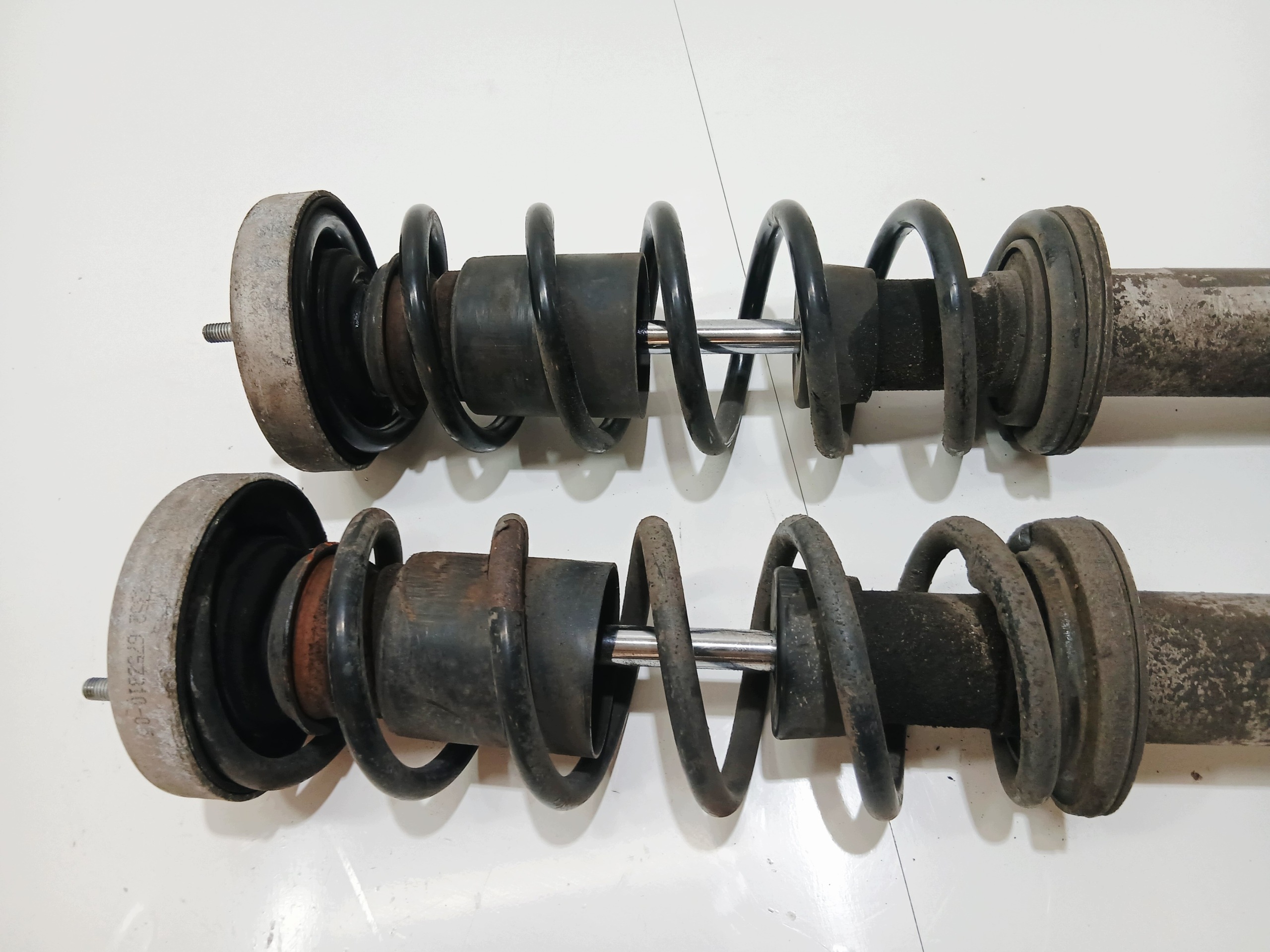 shock absorber left right rear part BMW E60 7905315 (0000539) KOMPLET