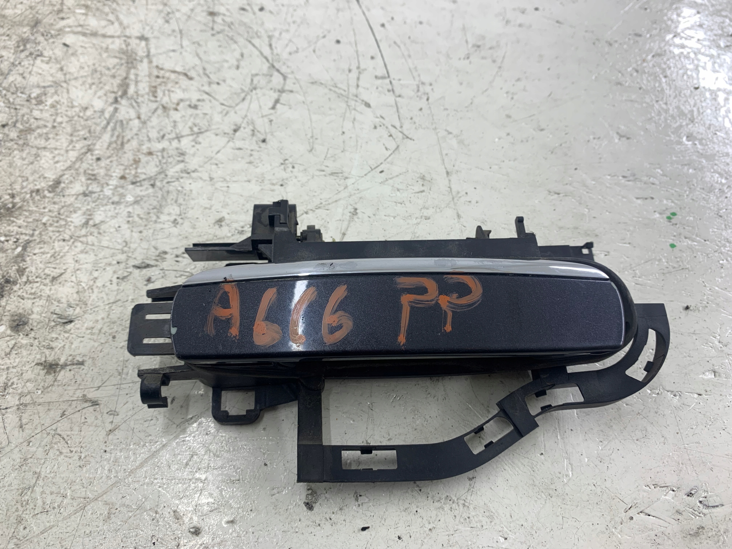 AUDI A6 C6 handle exterior right front