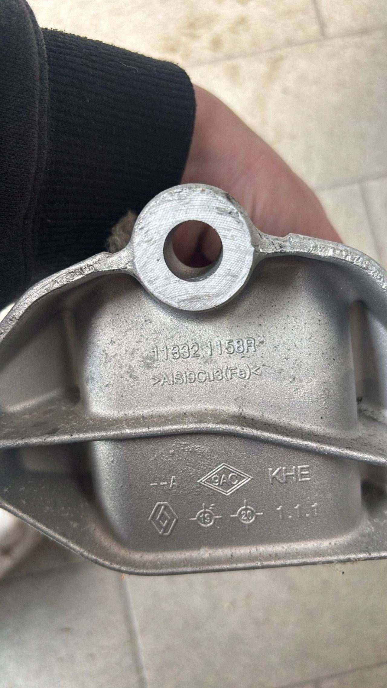 engine mount Renault Espace V (RFC) 113321158R