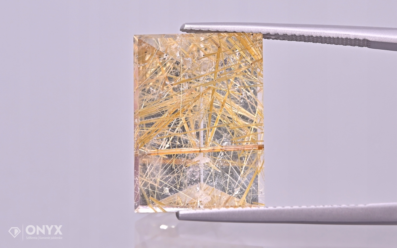 Křemen s rutilem fazetovaný obdélník 18,5x13,5 mm