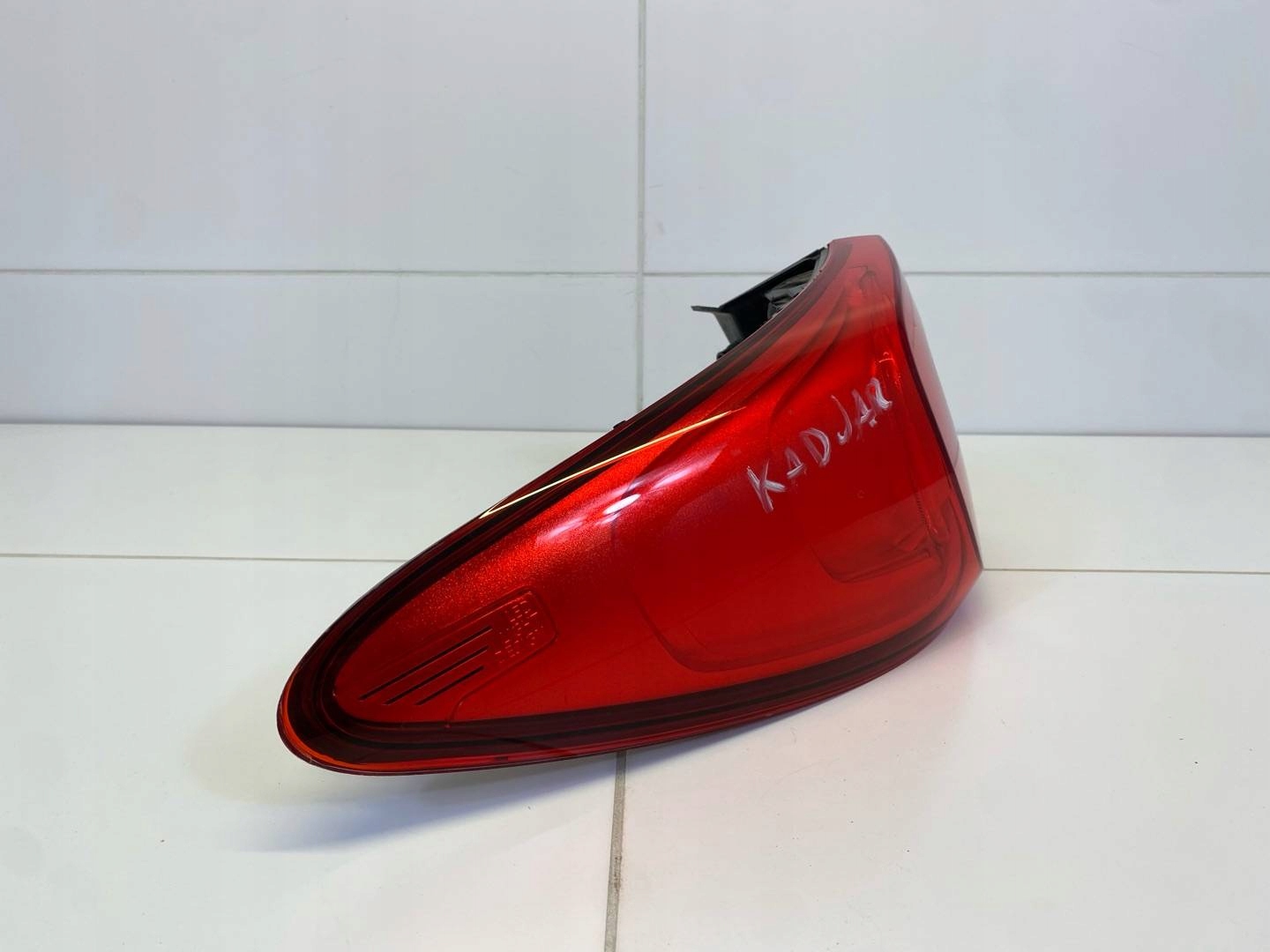 light rear left side Renault Kadjar 2018 255552478R