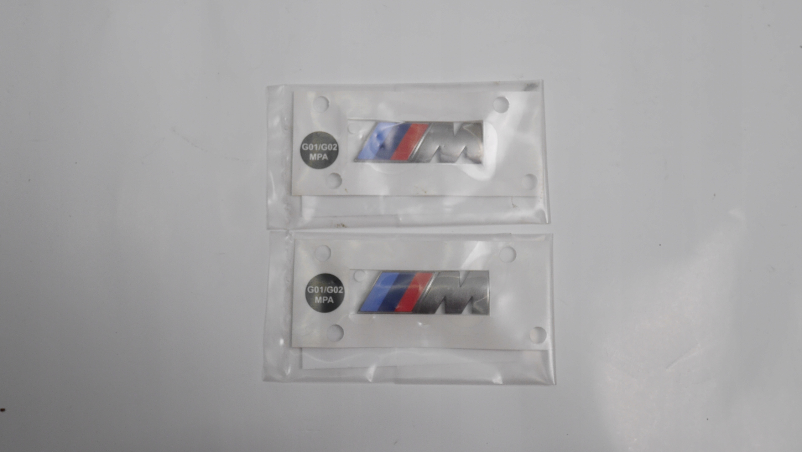 BMW F40 G29 G20 G15 G01 M-POWER EMBLEMAT 8090642