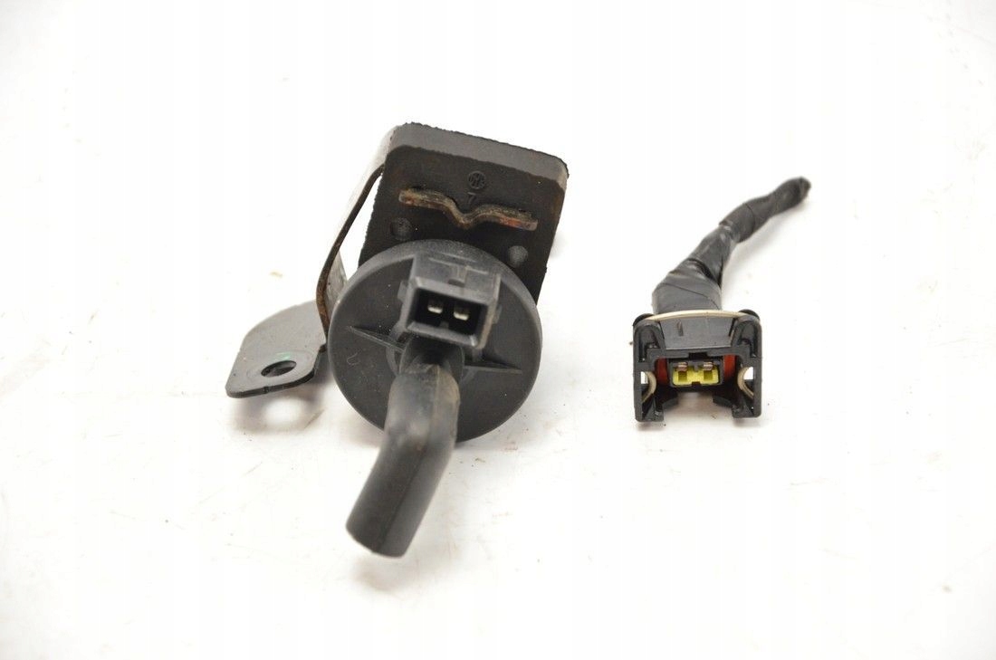 ZAWÓR PODCIŚNIENIA SSANGYONG TIVOLI 1.6B 15- Jakość części (zgodnie z GVO) Q - oryginał z logo producenta części (OEM, OES)