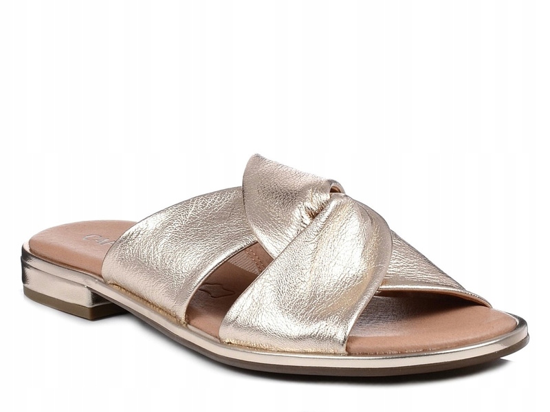 Klapki damskie płaskie skórzane złote Caprice 27100 38