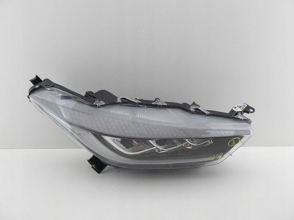 TOYOTA YARIS 4 IV P21 FULL LED 20- light front right