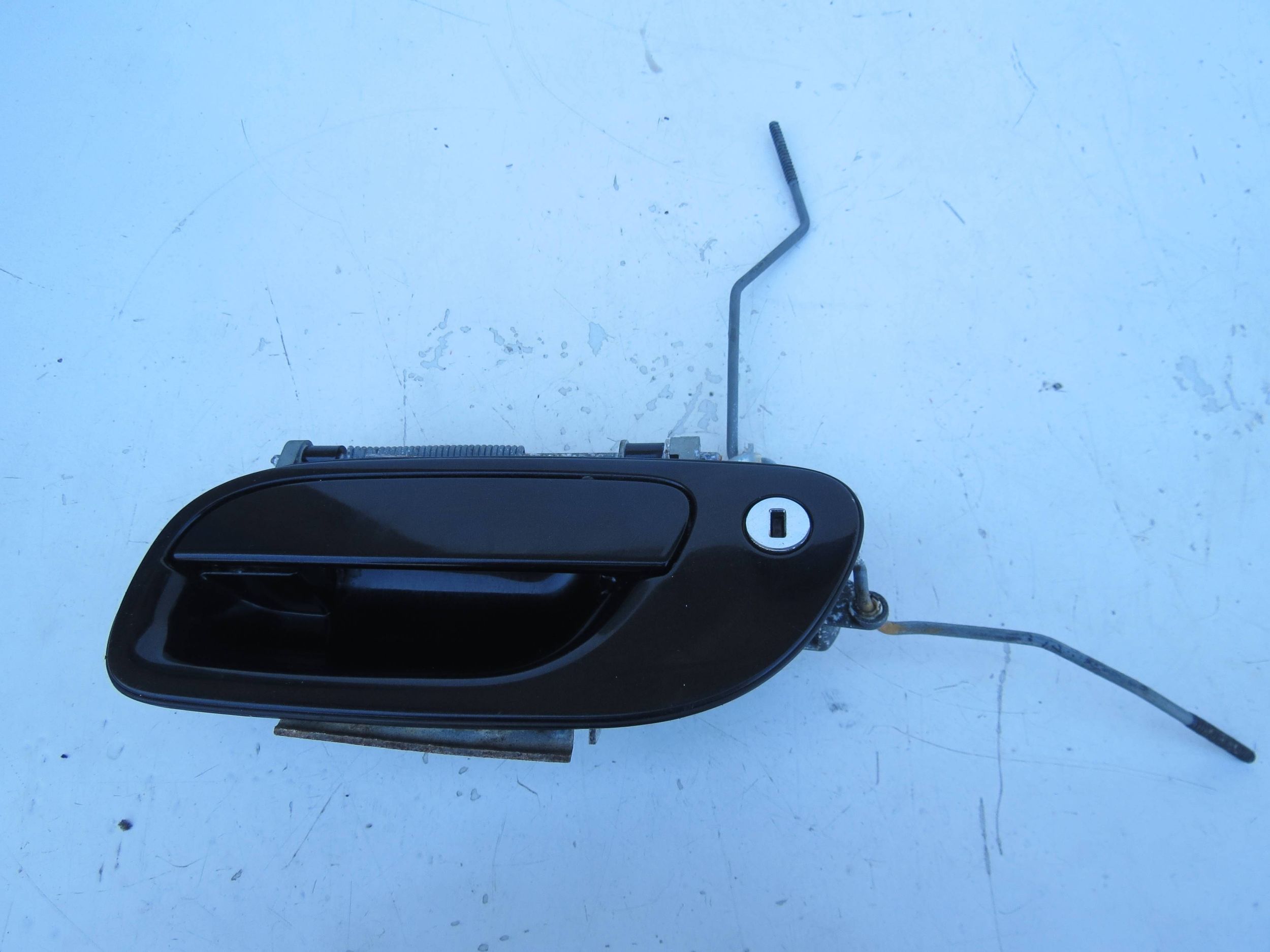 handle left front VOLVO XC70 II CROSS AWD 2.4D 185KM 2000-2007r