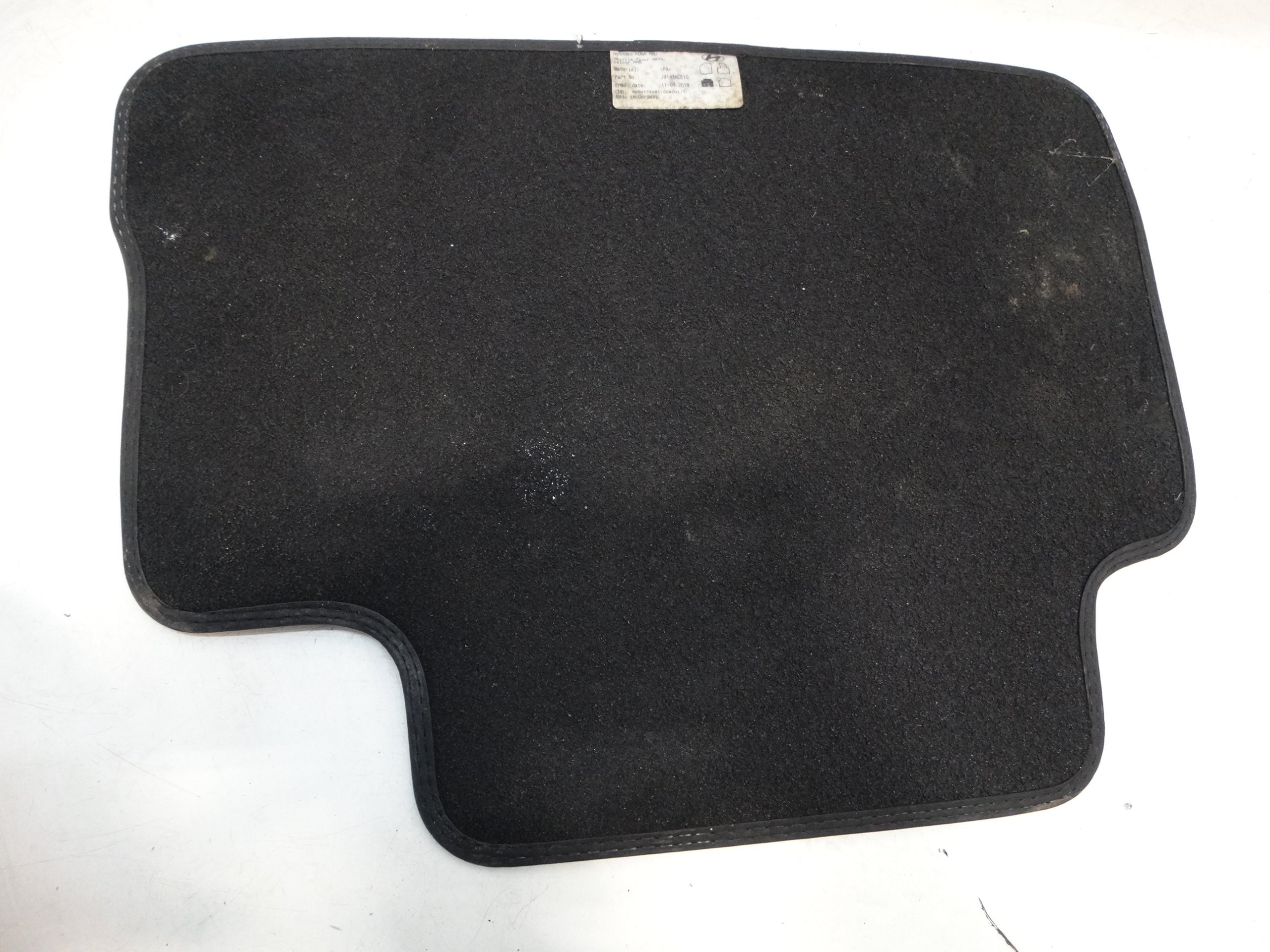 mat WELUROWY right rear part HYUNDAI KONA J9143ADE10
