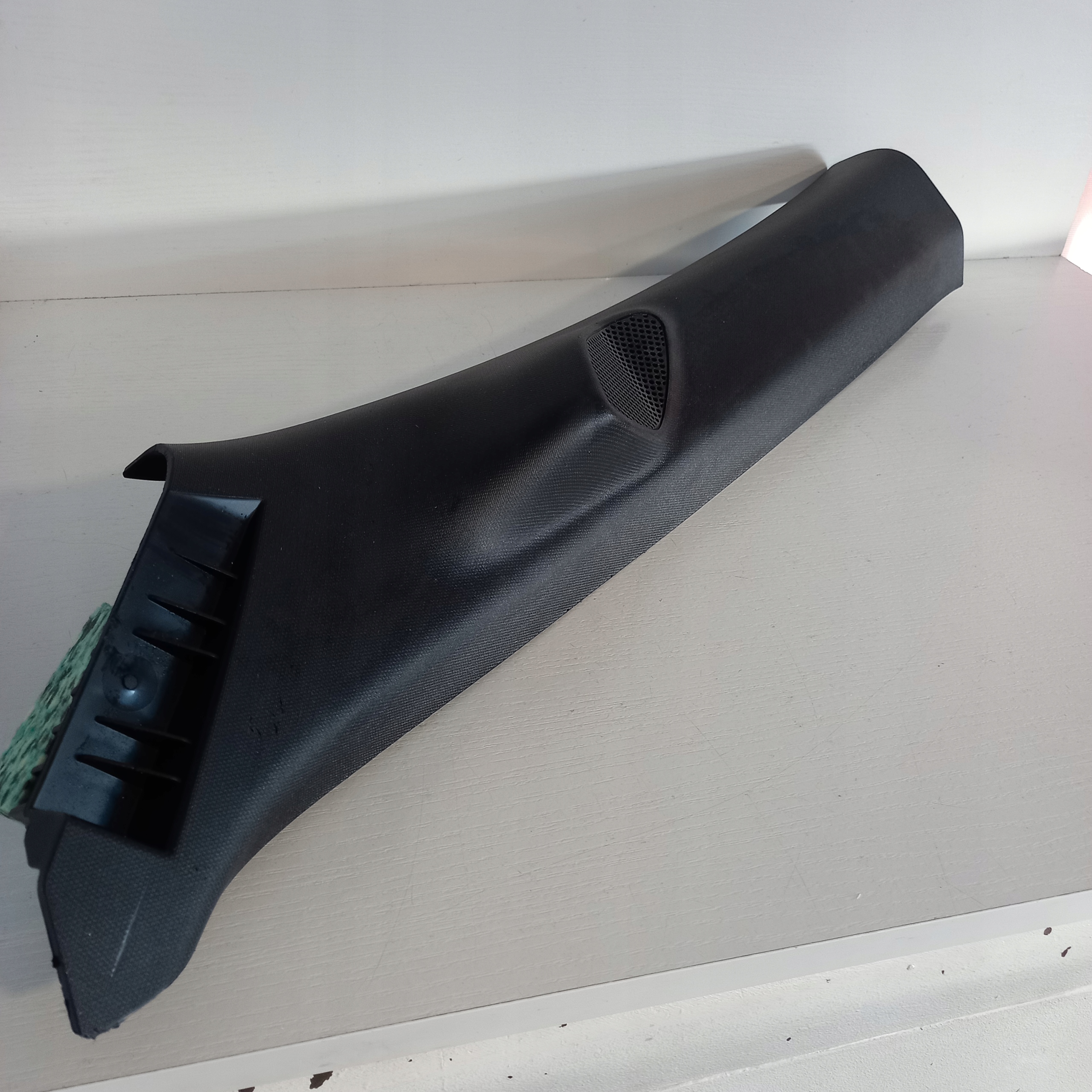 OPEL CORSA F КРИШКА СТІЙКИ ЛІВА 98293280ZD