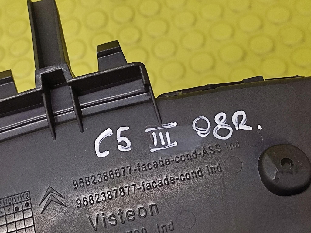 CITROEN C5 III Kryt RÁM Obal budíka 9682387877