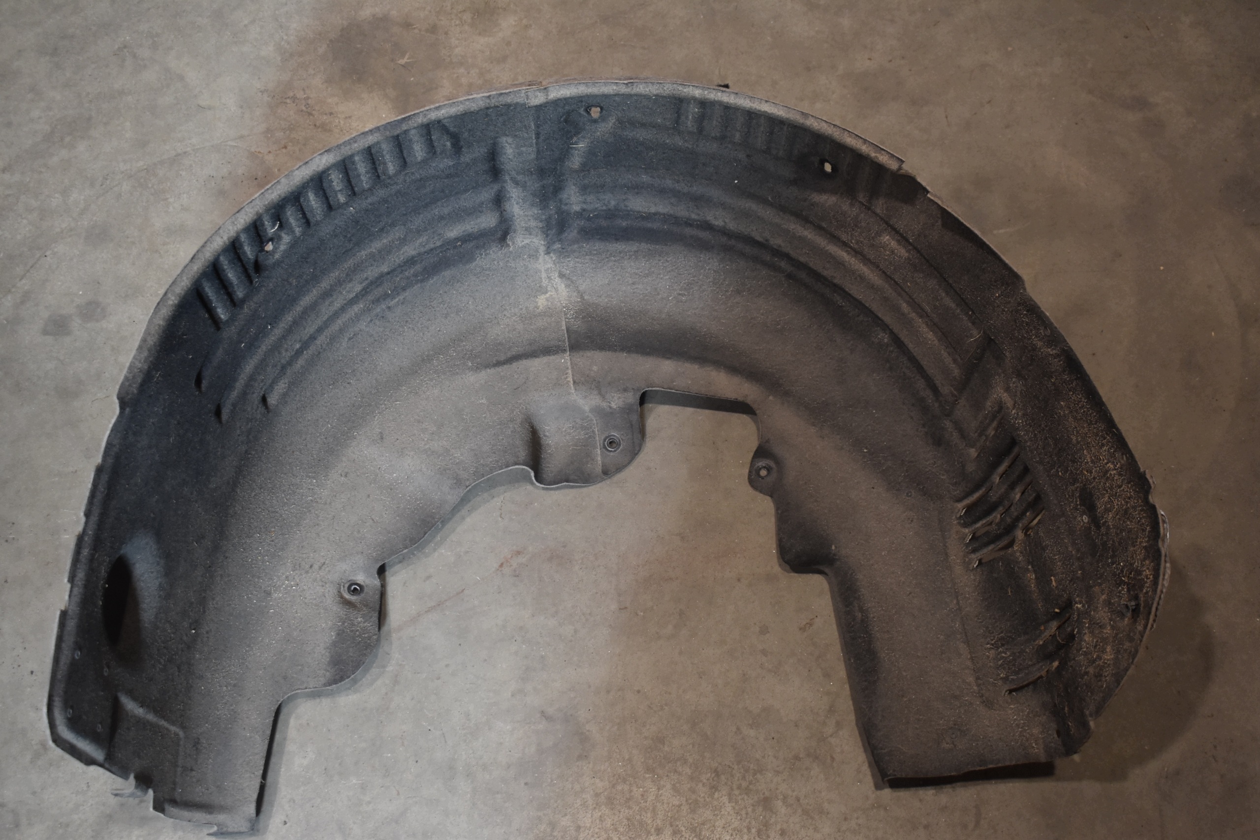 IDEALNE mudguard rear part rear. left AMG MERCEDES X290 1