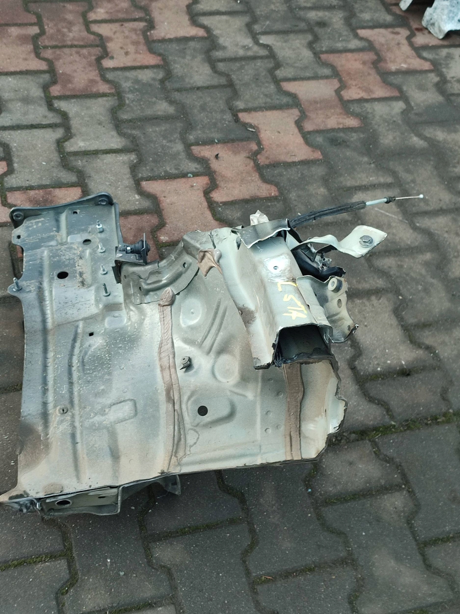 Volkswagen Touran III 2020 left side quarter front