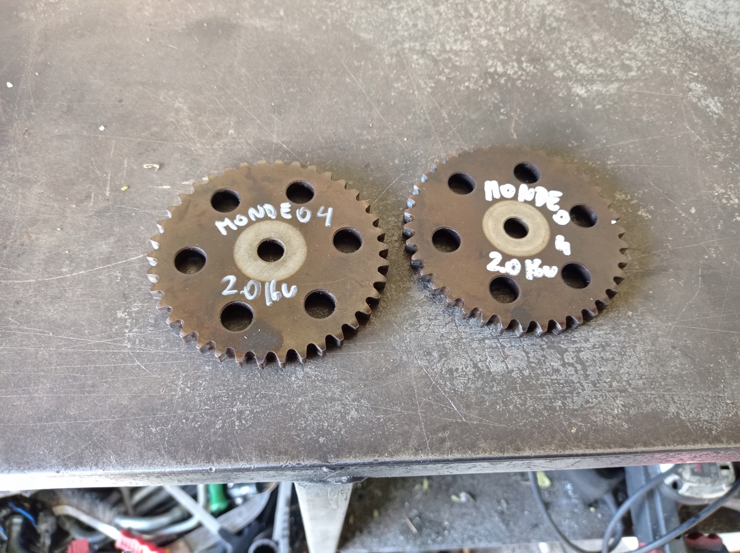 FORD MONDEO MK4 2.0 16V-ШКІВ ГРМ