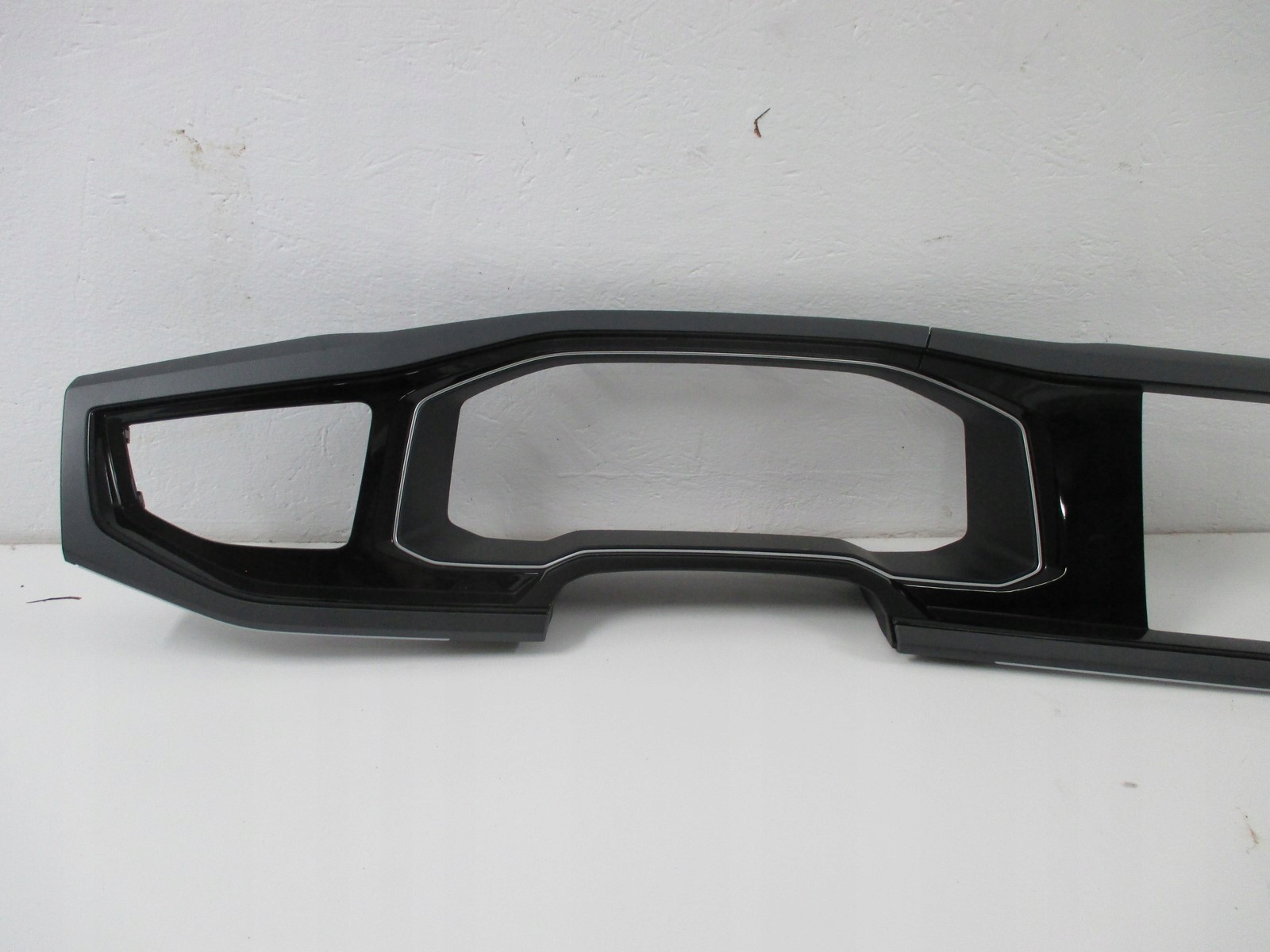 DEKOR frame VW TAIGO 2G7 2G1819704 2G1858417AS