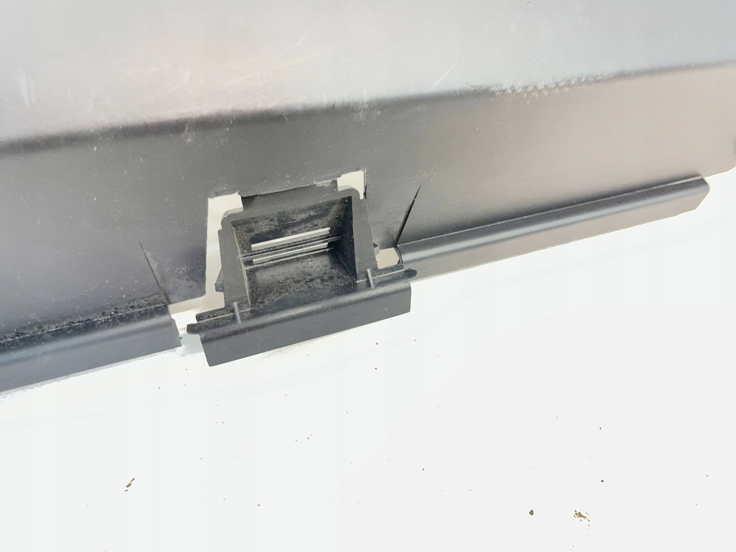 moulding threshold left cap CALA original Citroen C3 9813817480