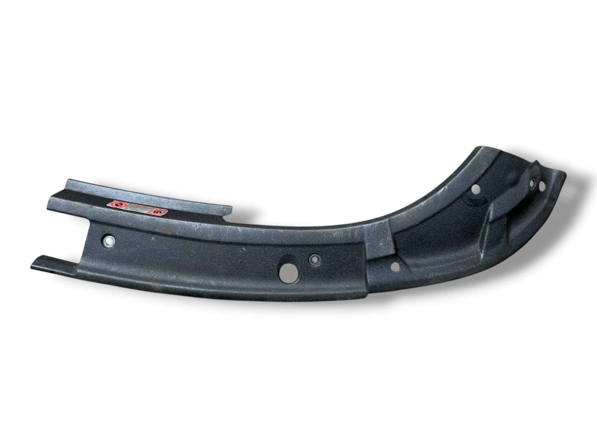 cover wzmocnienia supports front left side Audi TT 8N facelift 2004