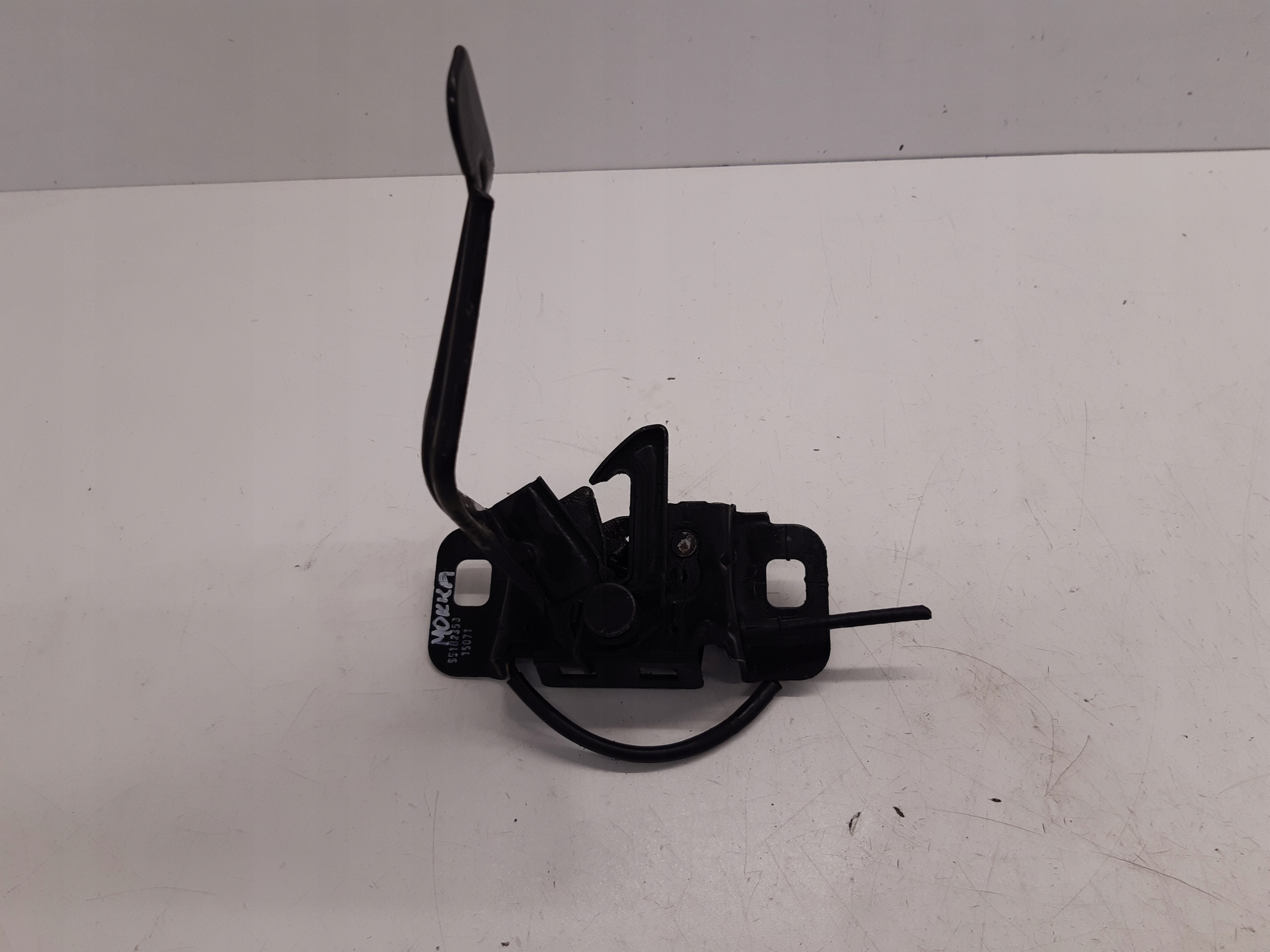 bonnet latch lock 95182353 Opel Mokka A 1,6 CDTI