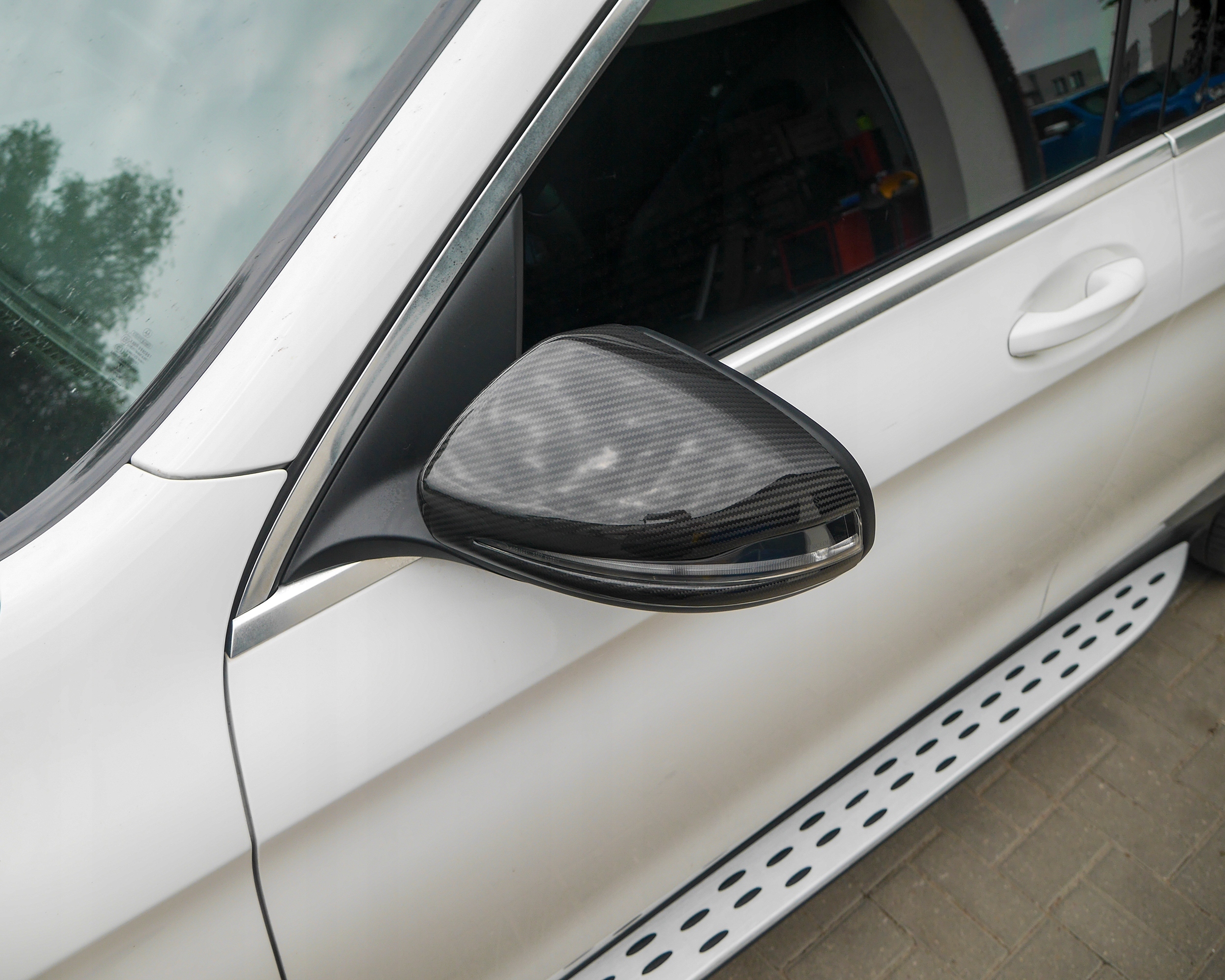 Nakładki luster lusterka MERCEDES C W205 2014-2018 Producent Omtec