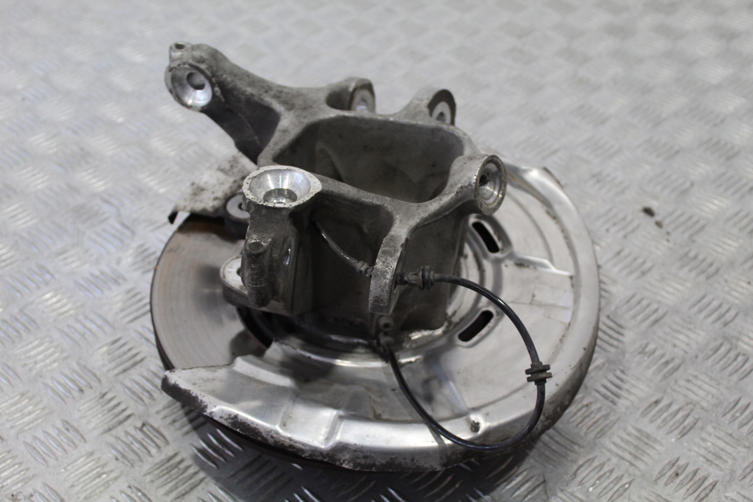swing right rear part BMW 6 F06 GRAN COUPE FL