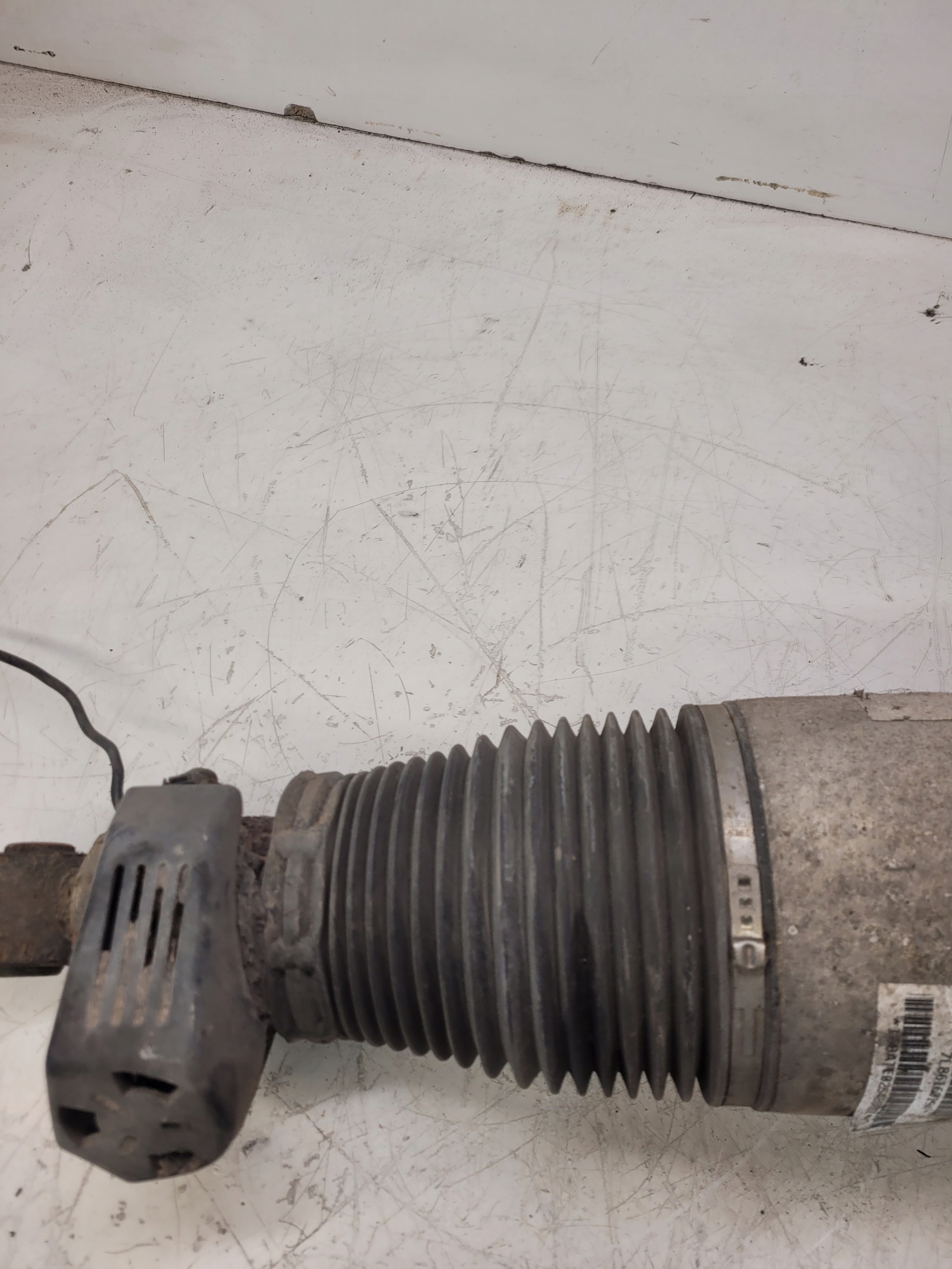 STOSSDÄMPFER LINKS HECK AUDI Q7 4L 7L8616019A