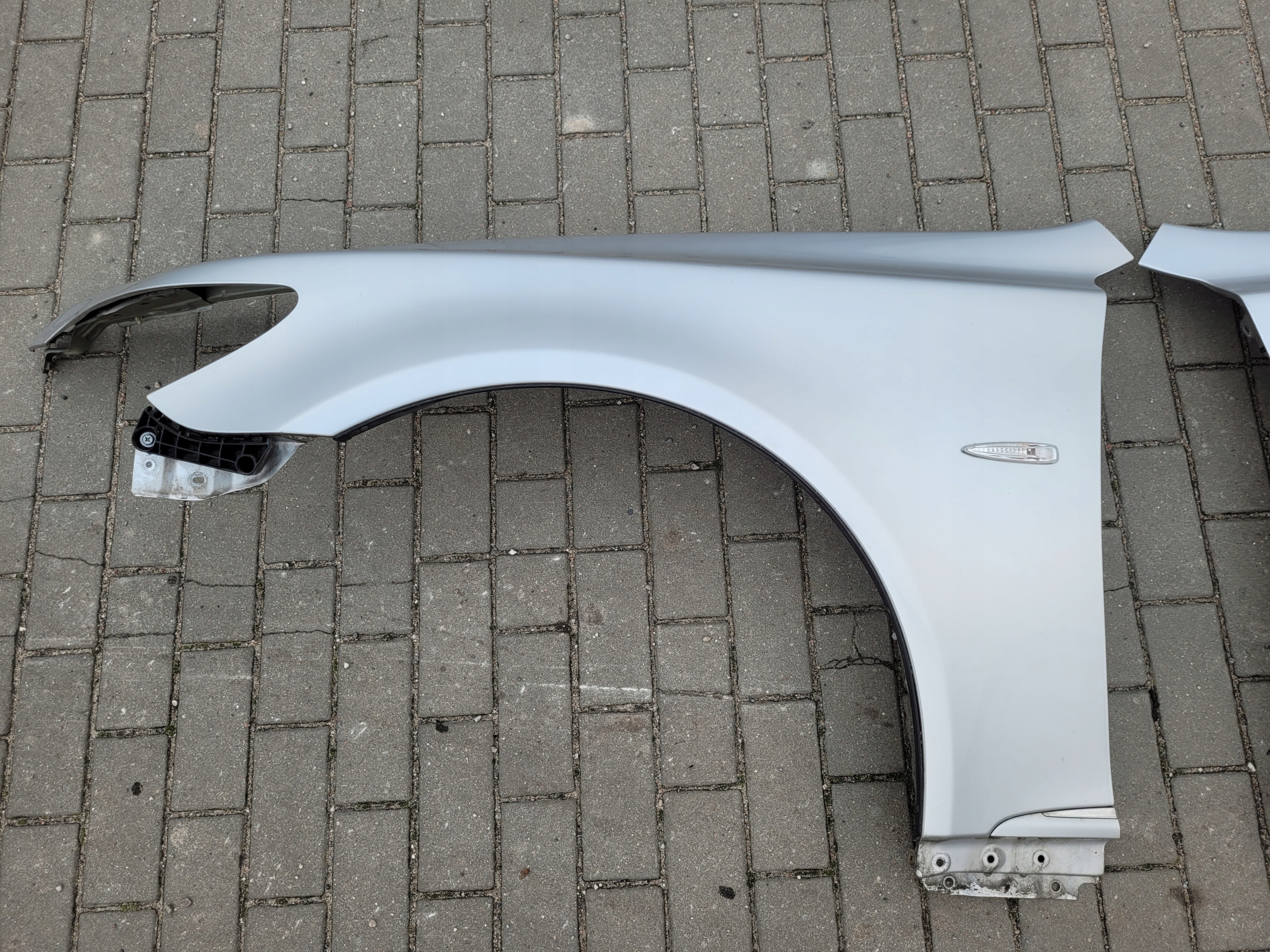 fender front front left right LEXUS LS 460 600 LS460 LS600 IV 1F2