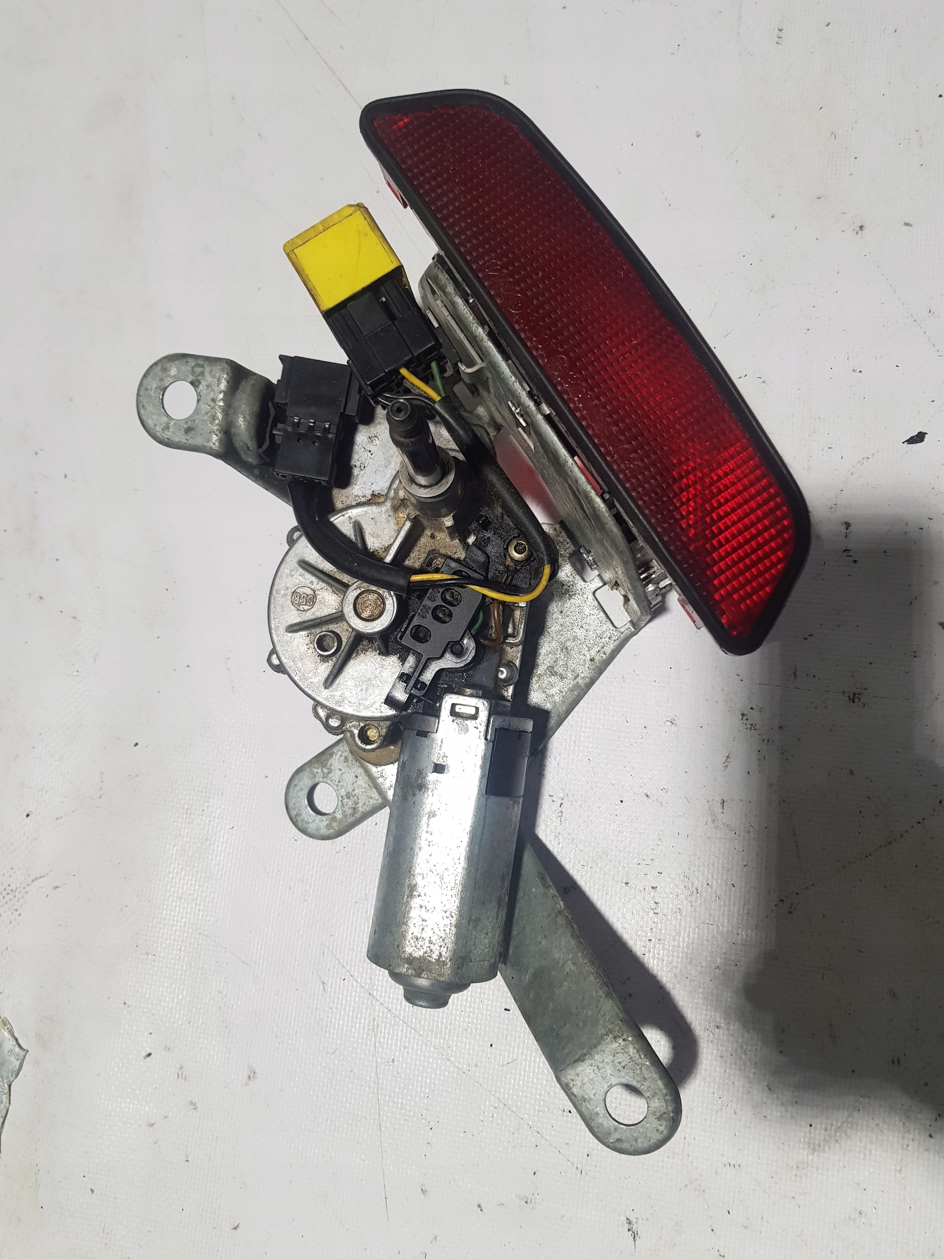 törlö far TYLNEJ MERCEDES W210