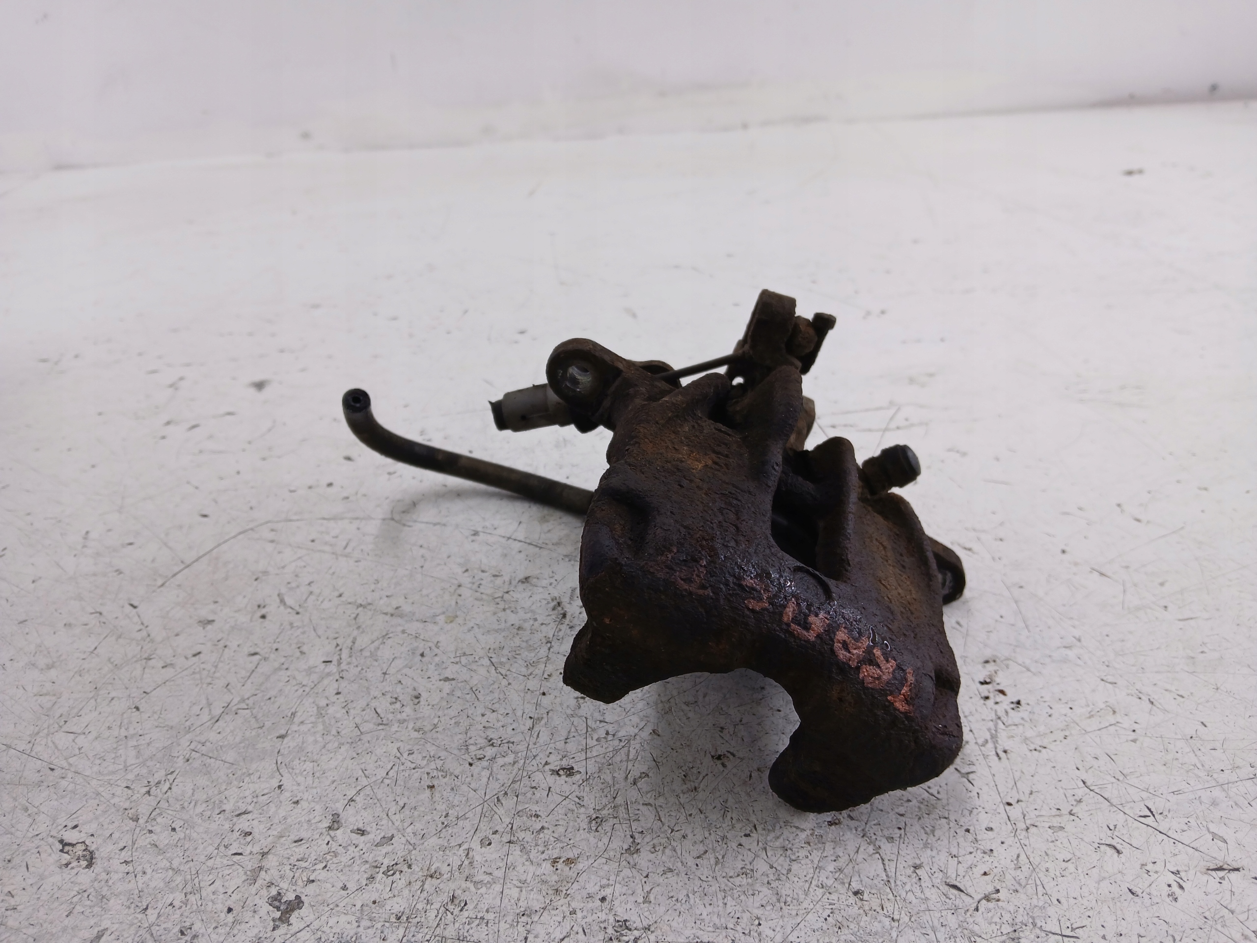 RENAULT TRAFIC II caliper brake right rear part