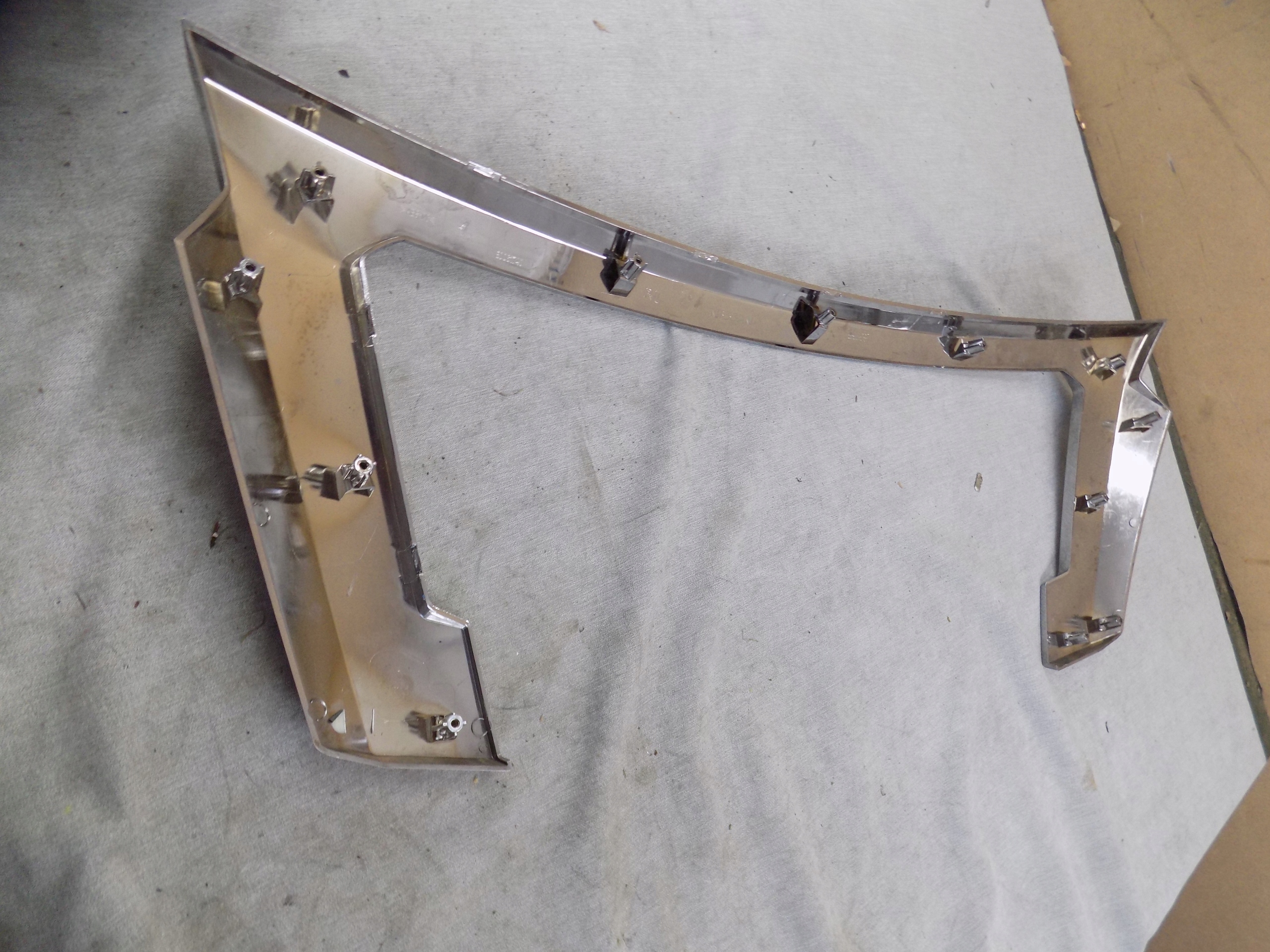 Nissan Primastar J4 Kühlergrill FRONTGRILL Kühlergitter 623859621R - Thumbnail 7