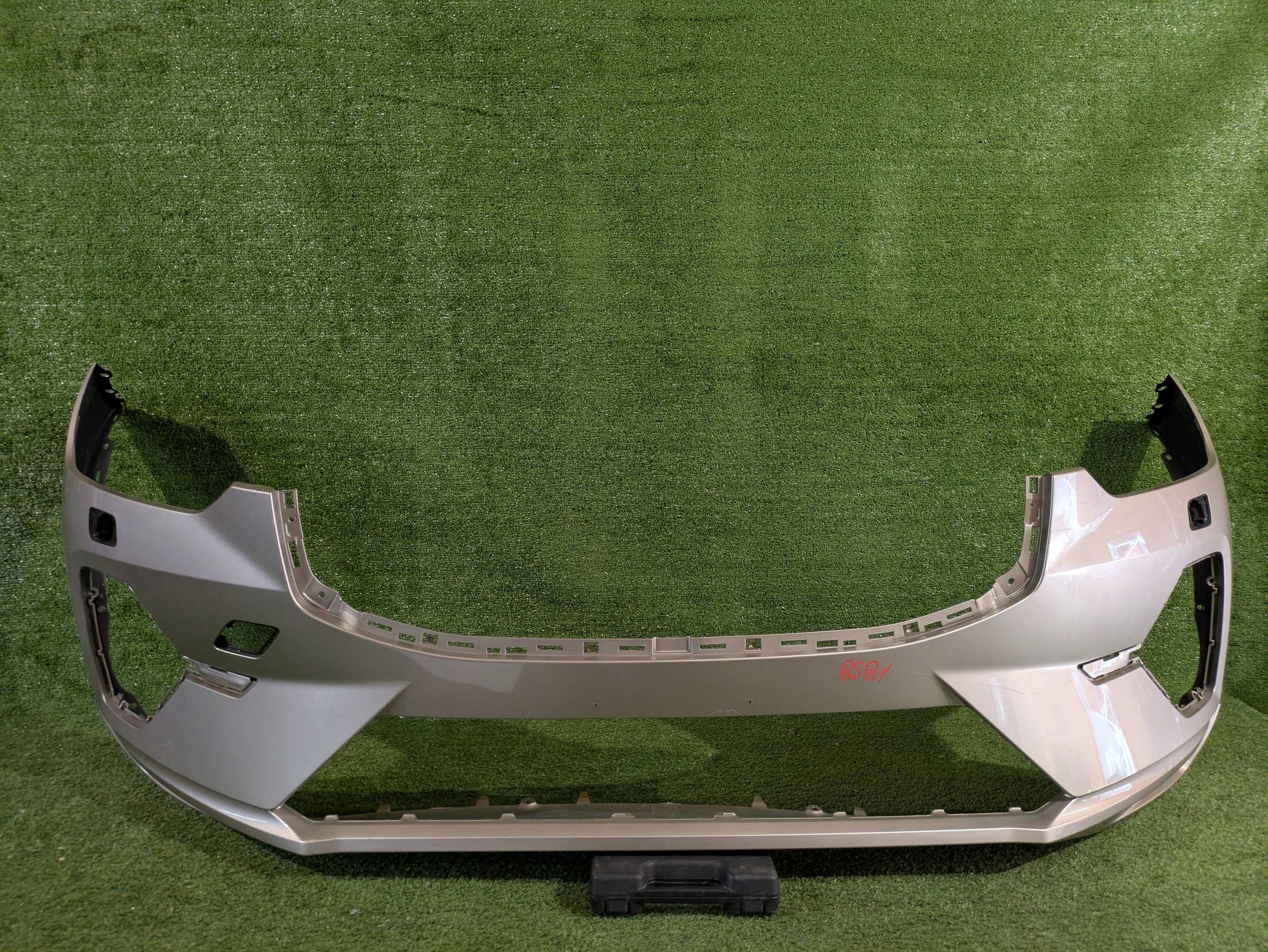 front bumper front VOLVO XC60 XC-60 II LIFT 21- NR.8581