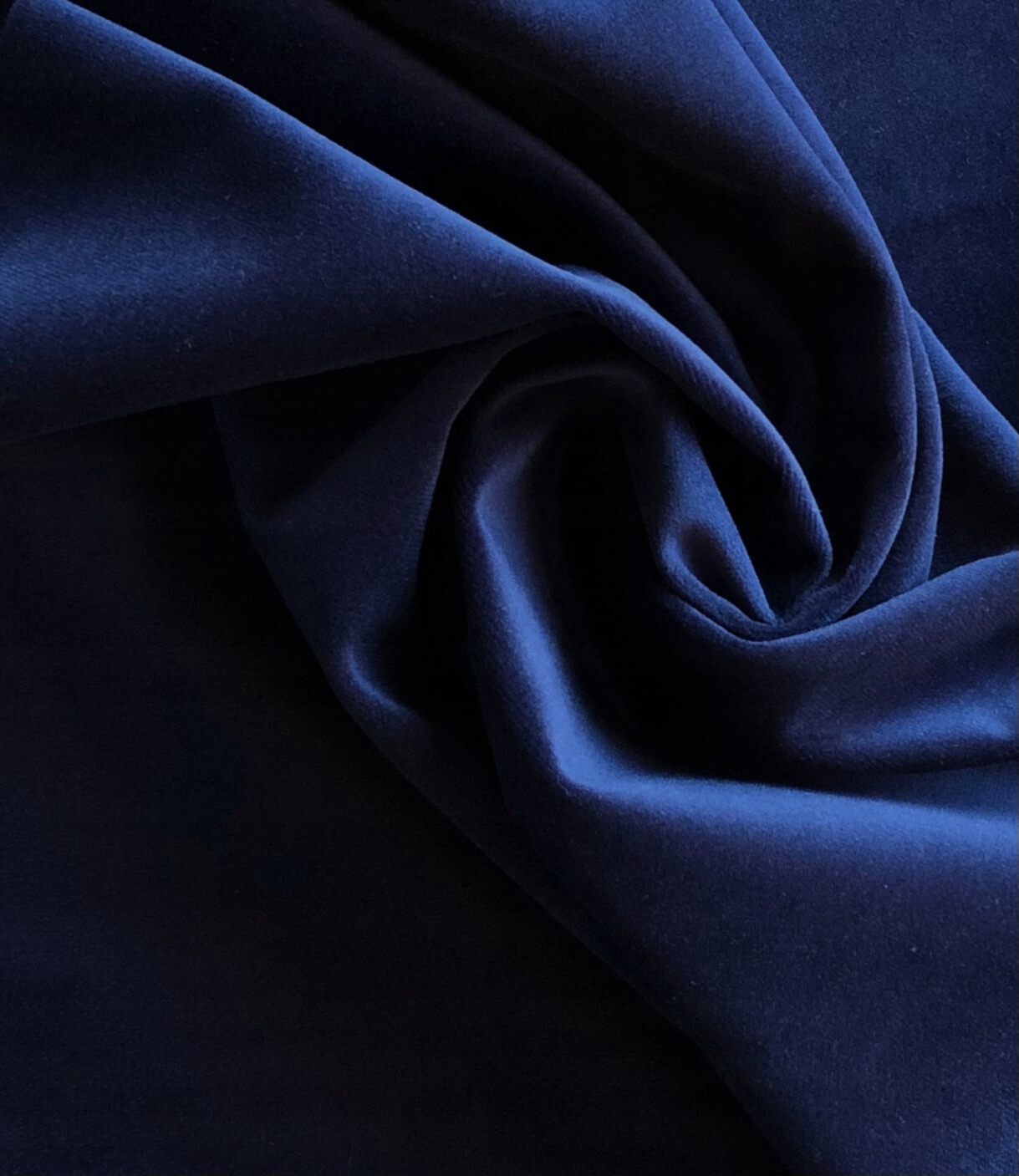 POSZEWKA WELUR VELVET GRANAT GRANATOWA 60x60 EAN (GTIN) 5923232324