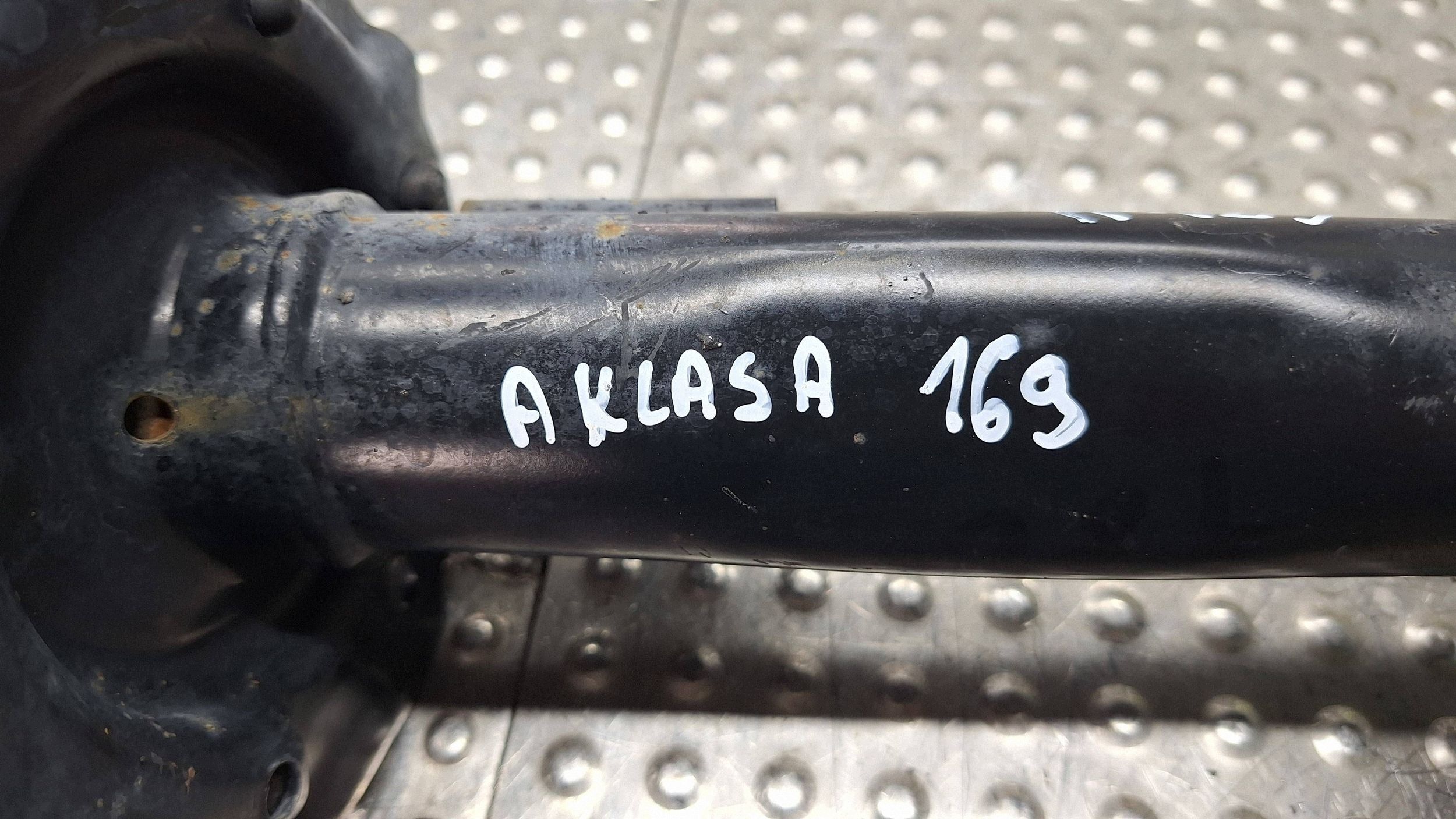 shock absorber left front A1693201230 MERCEDES A W169 W245