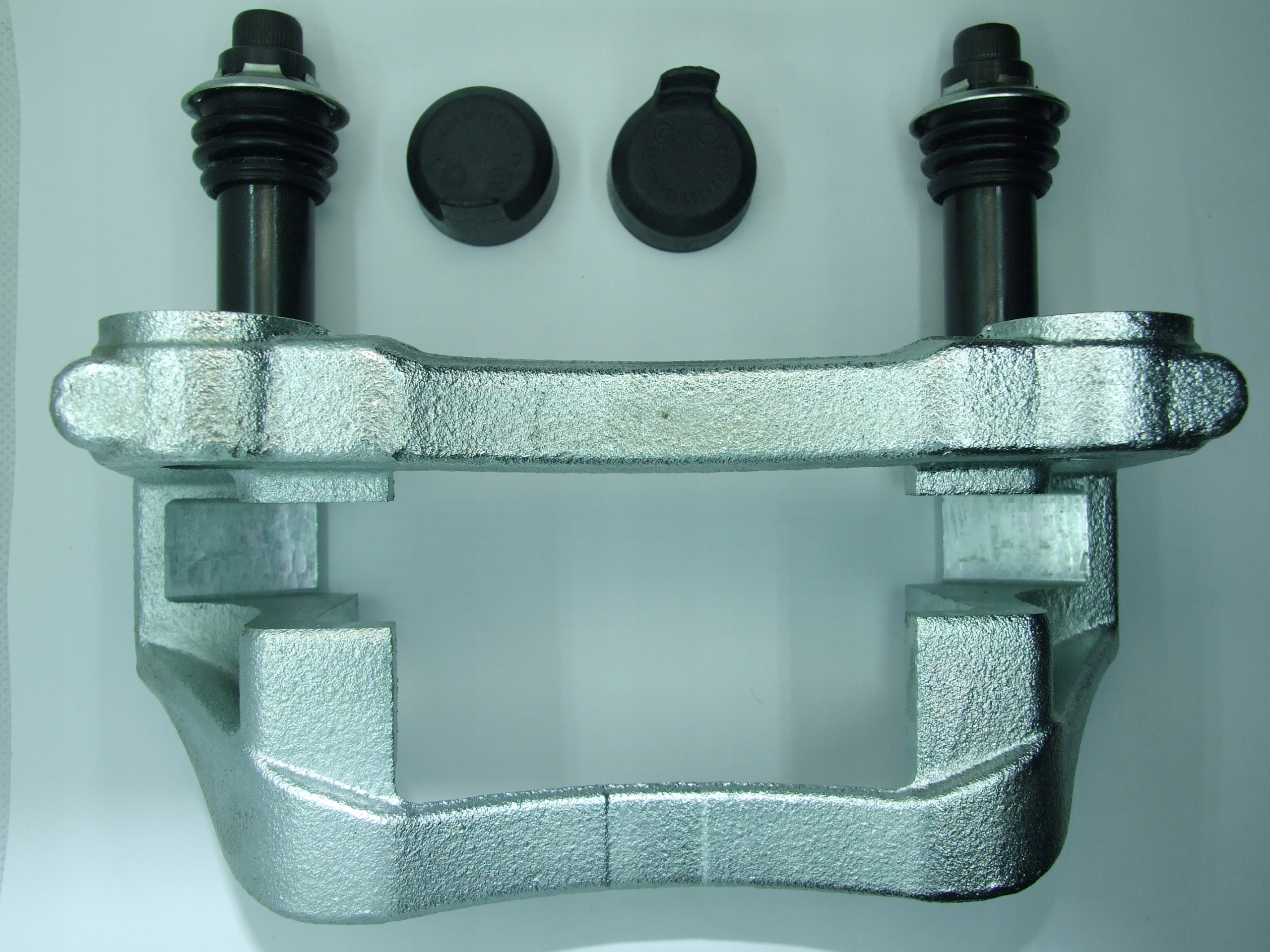 1570654 - ХОМУТ FORD TRANSIT MK7 ЗАДНИЙ БЛИЗНЕЦ 06-12