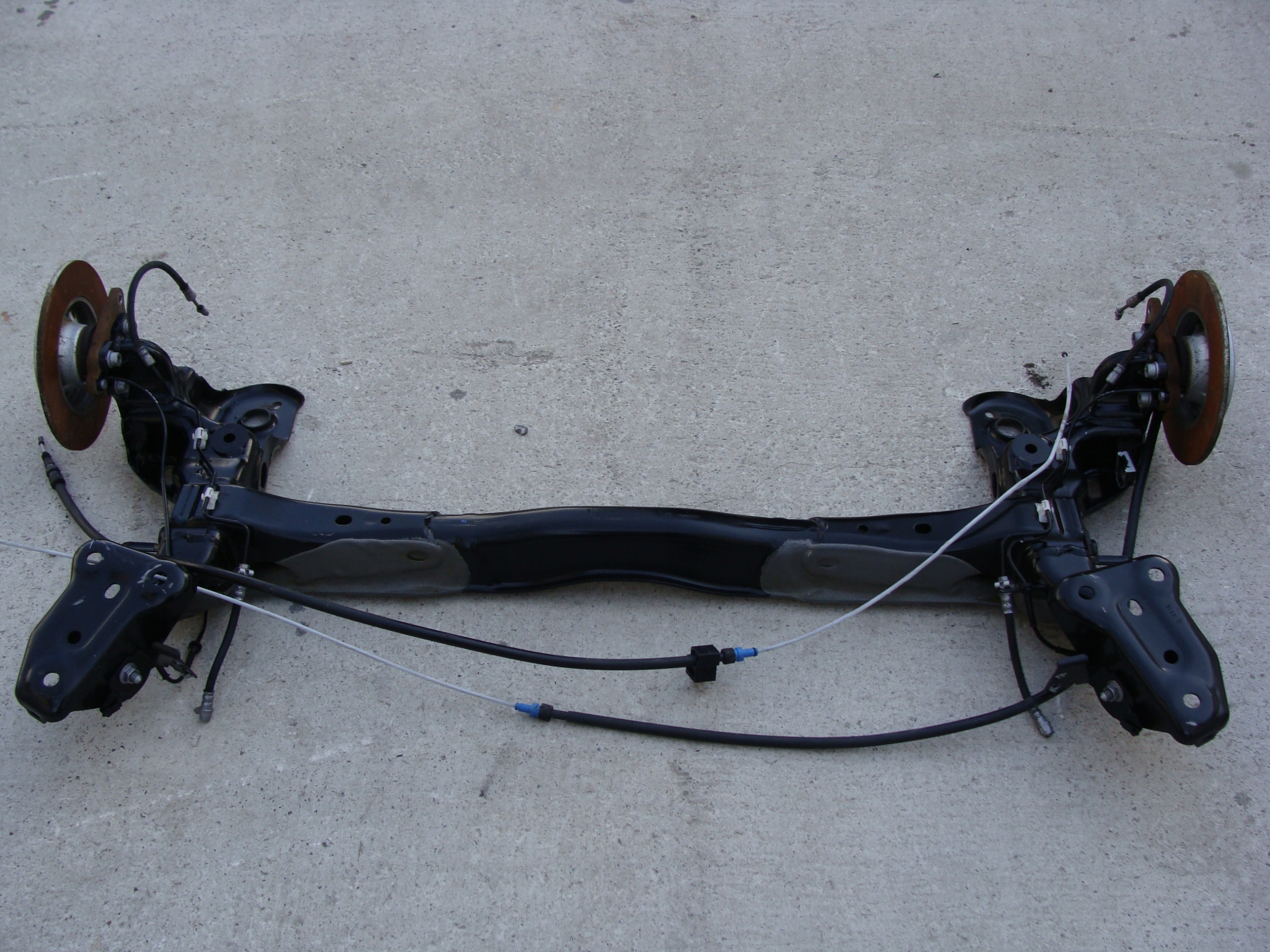 BELKA OŚ TYLNA CITROEN C4 CACTUS !!! Numer katalogowy części 2014r.-2020r.