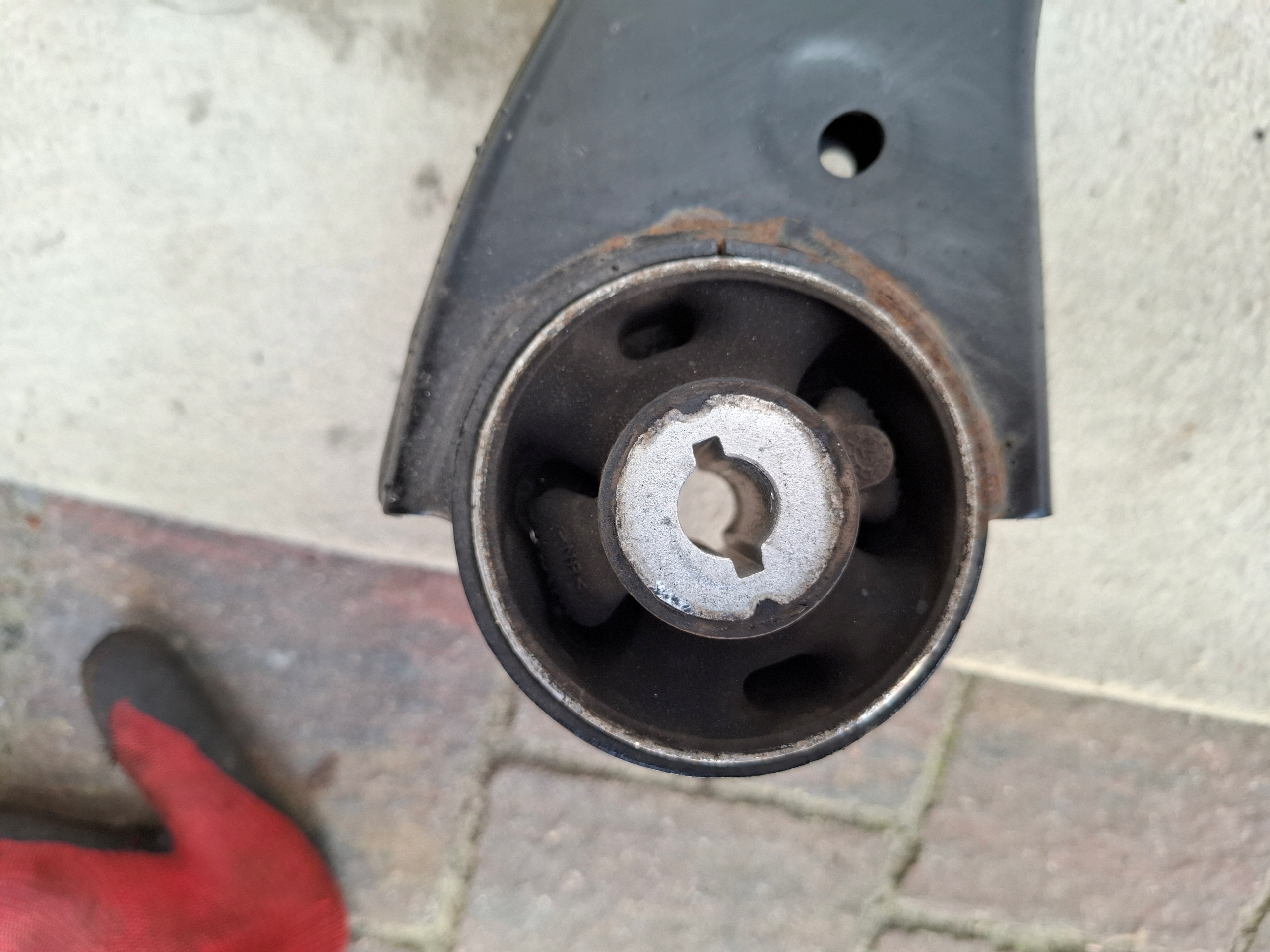 FORD KUGA MK3 LIFT 24r 2.5 HYBRYDA swing McPherson right front
