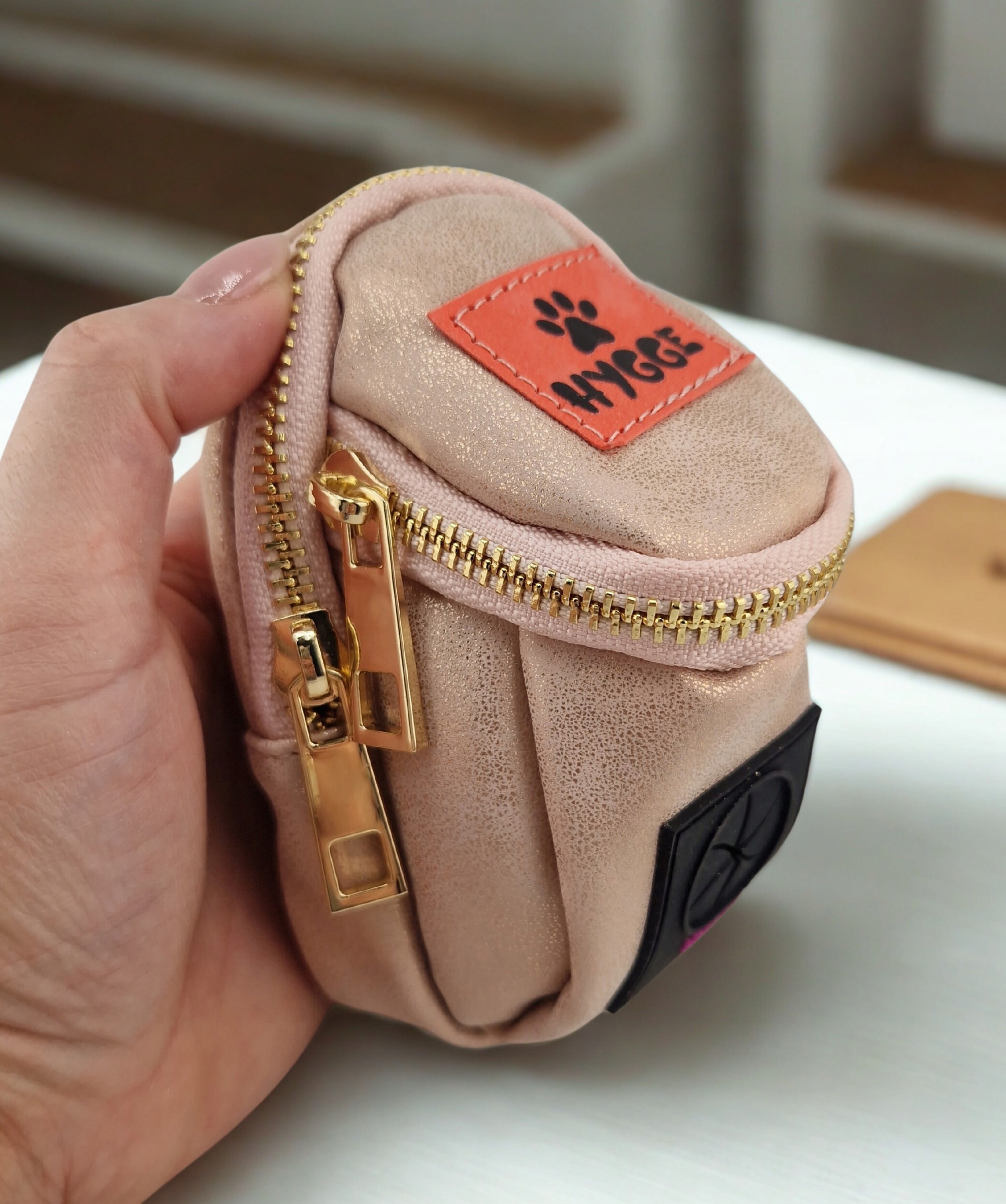 Levně Moderní vycházková taška Premium na pamlsky, svačinky a drobnosti