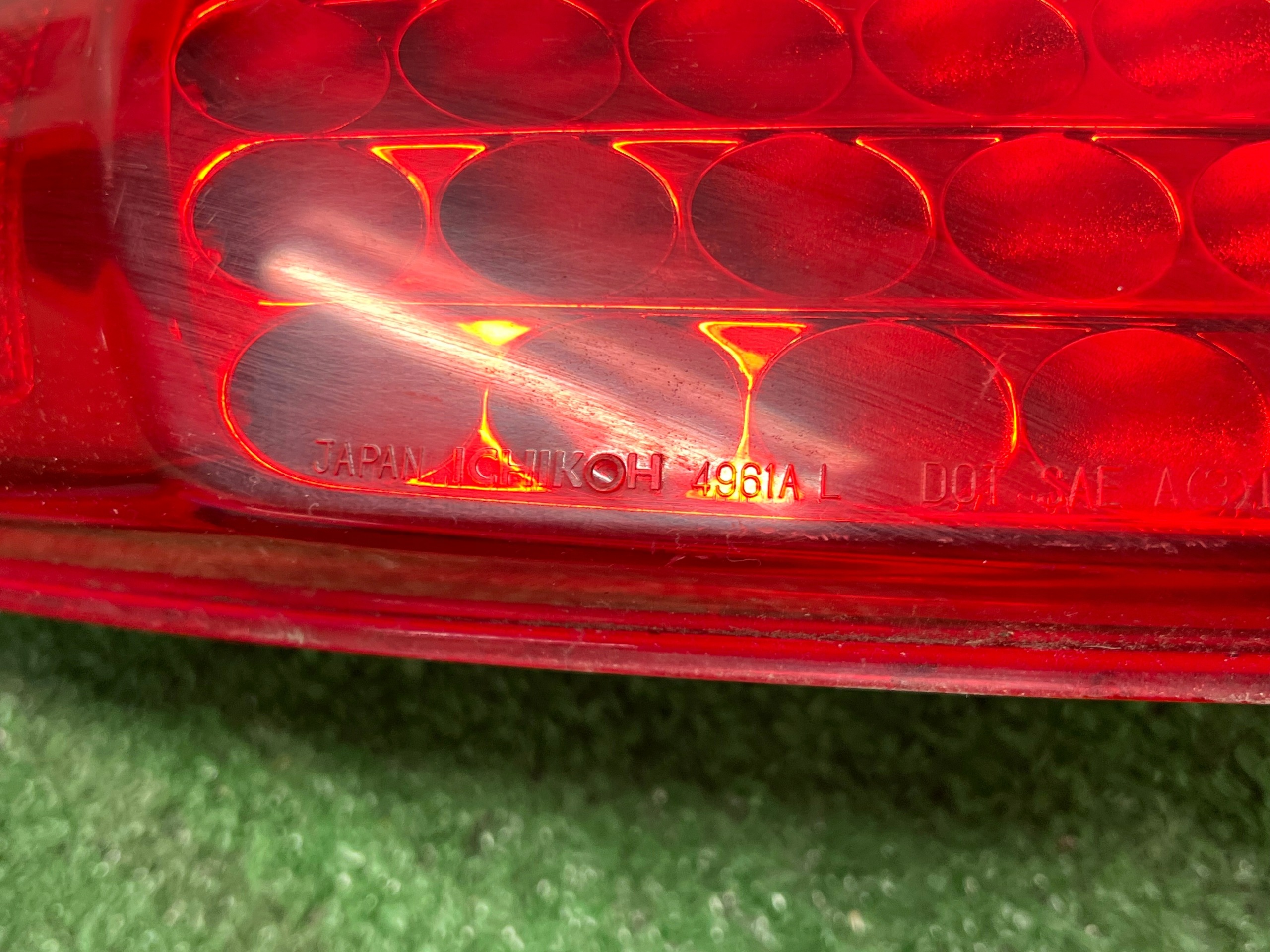 světlo levá zadní INFINITI FX-35