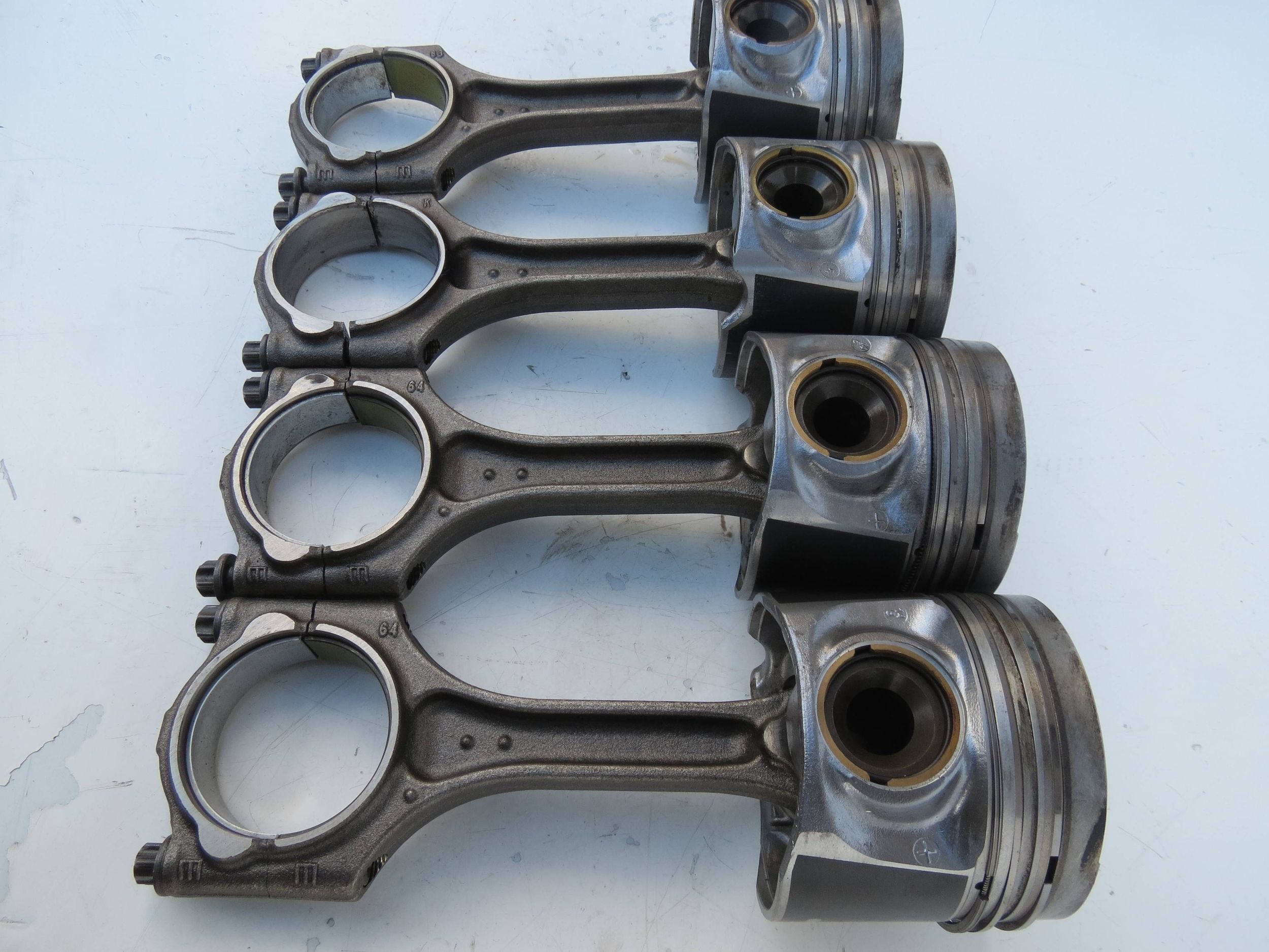 Piston avec bielle VOLVO S90 2.0 V90