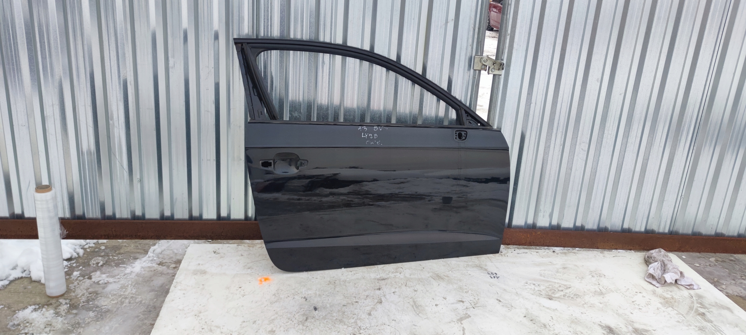 door right front AUDI A3 8V 8V3 3-door LY9B original !!!