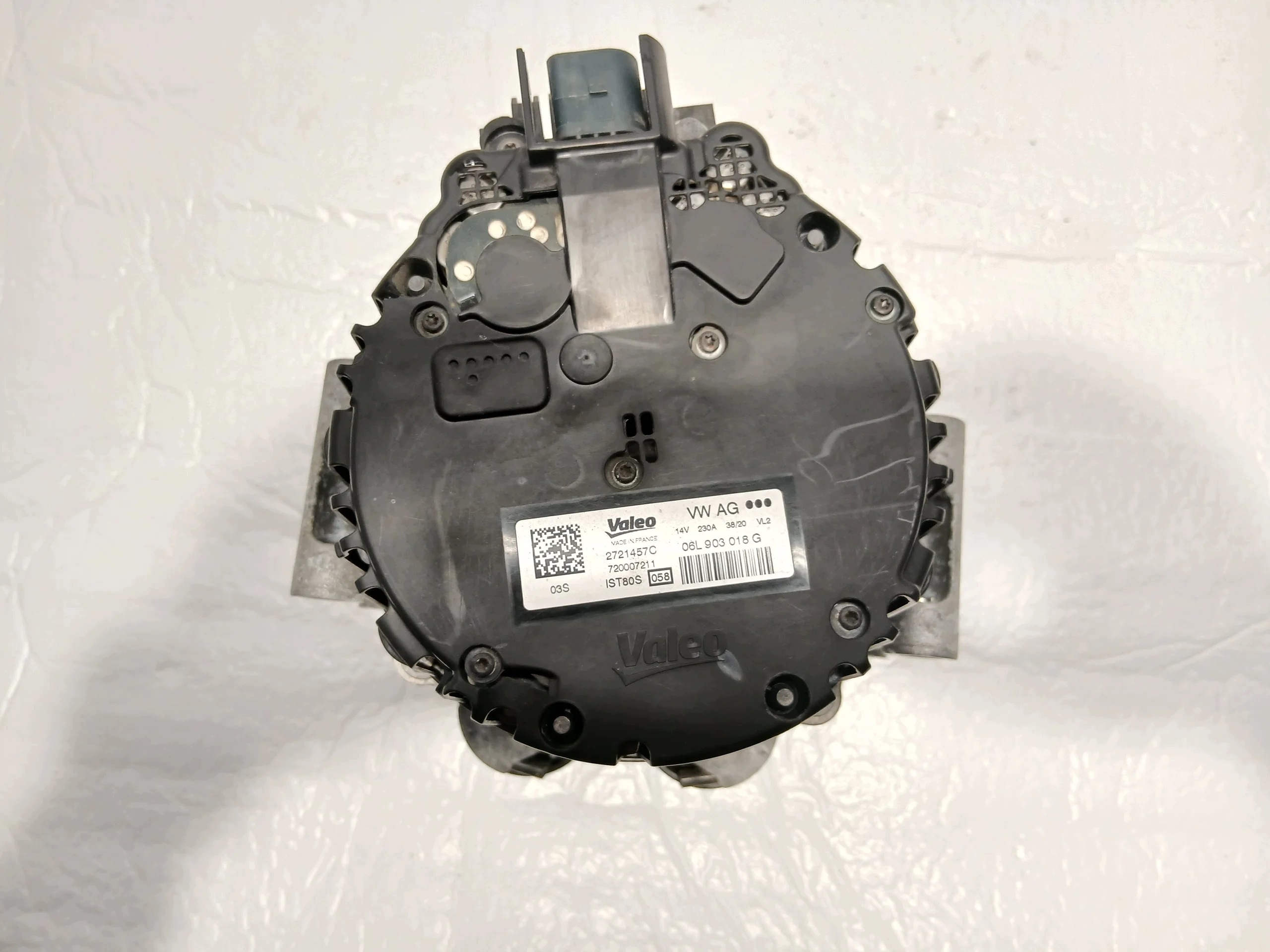 AUDI A4 B9 LIFT ALTERNATOR 06L903018G