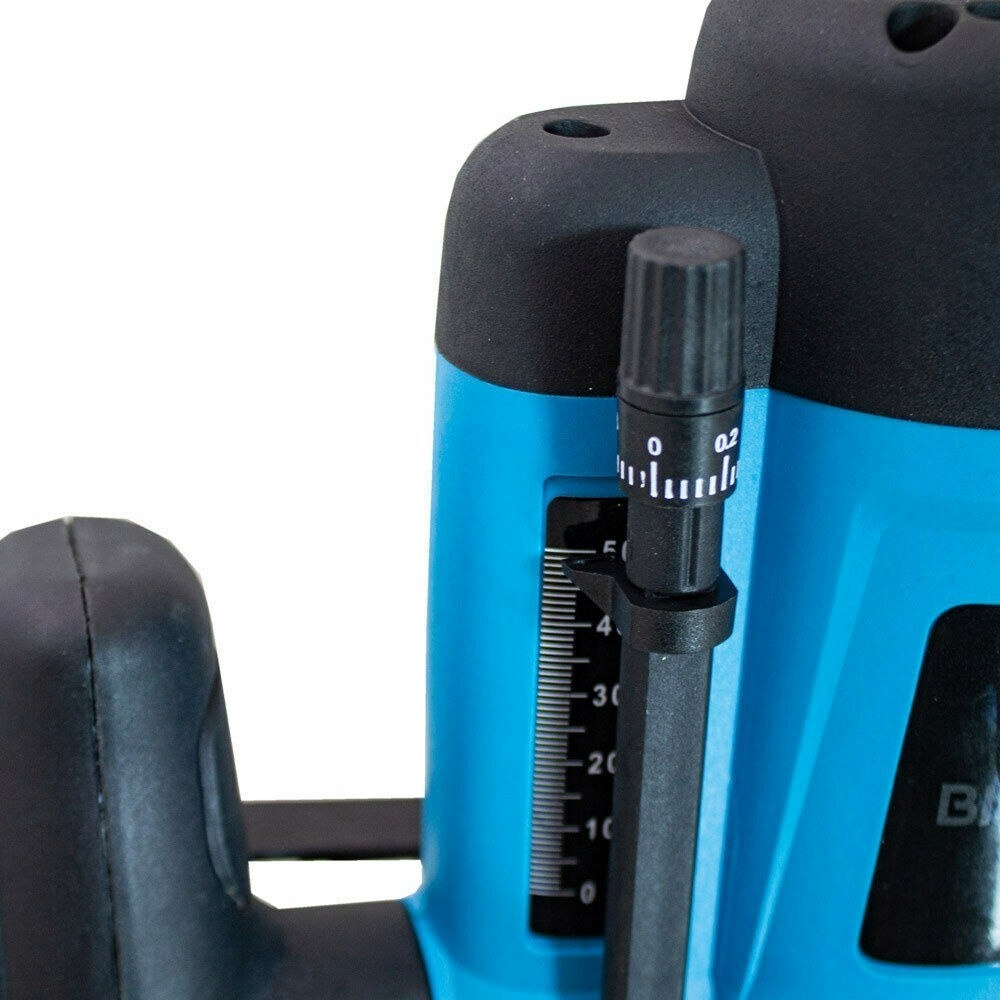 Frezarka do krawędzi 1200W 12 głowic w walizce górnowrzecionowe komplet Maksymalna moc 1200 W