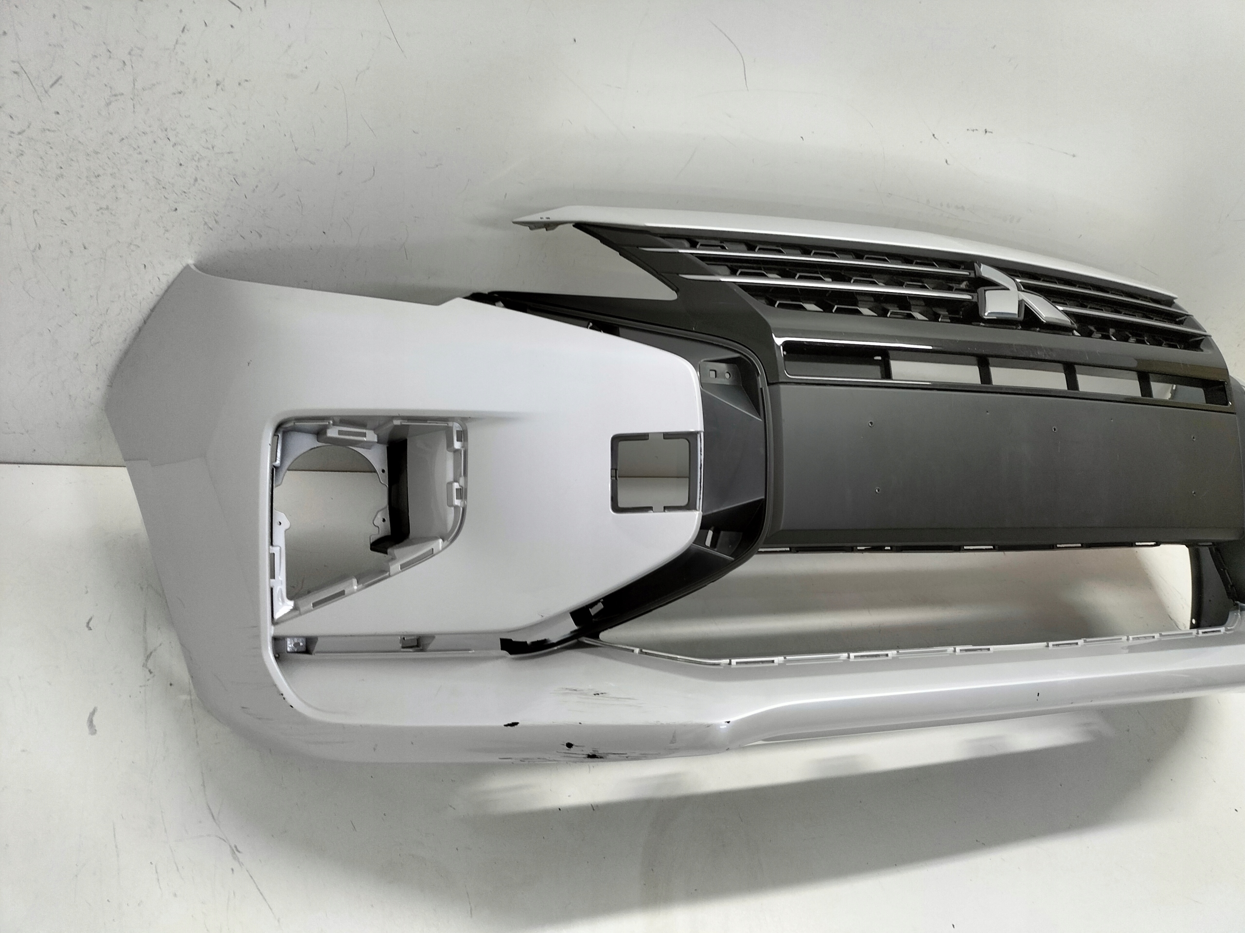 front bumper front MITSUBISHI SPACE STAR III 19