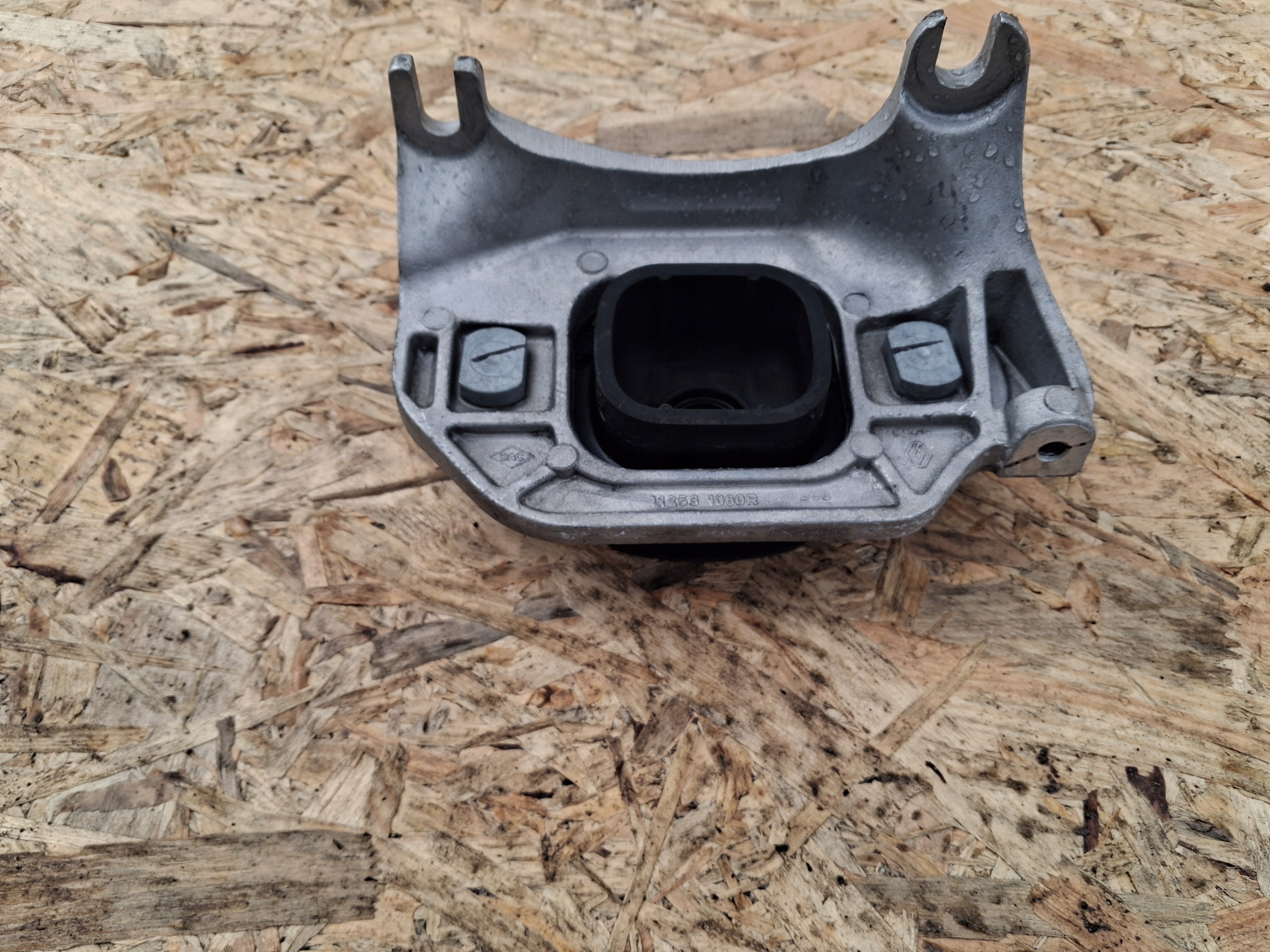 gearbox mount RENAULT CLIO ARKANA CAPTUR DACIA DUSTER 112531060R