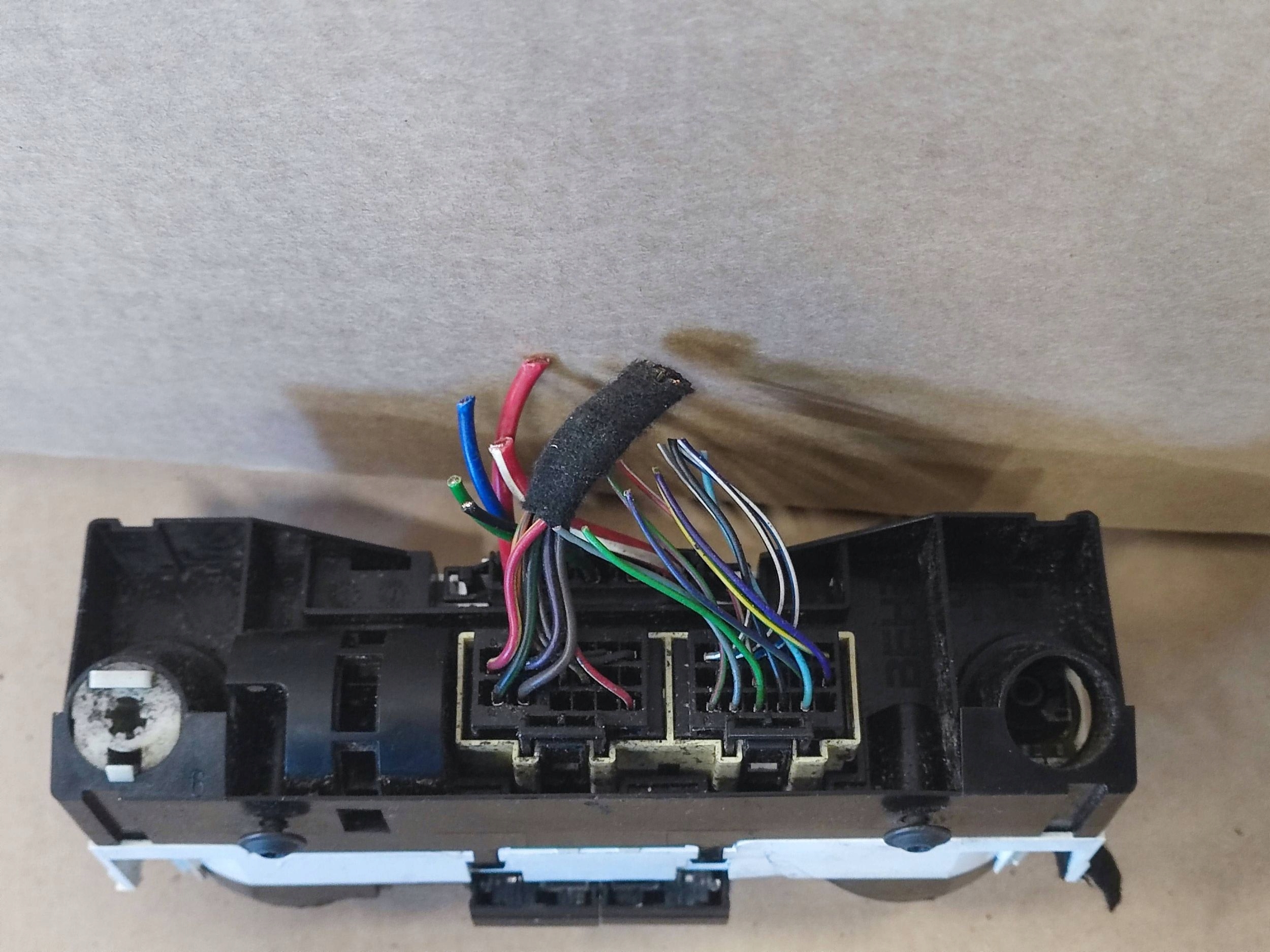 VW FOX Unite commande clima Bouton Bouches buses BEHR 6Q0820045G