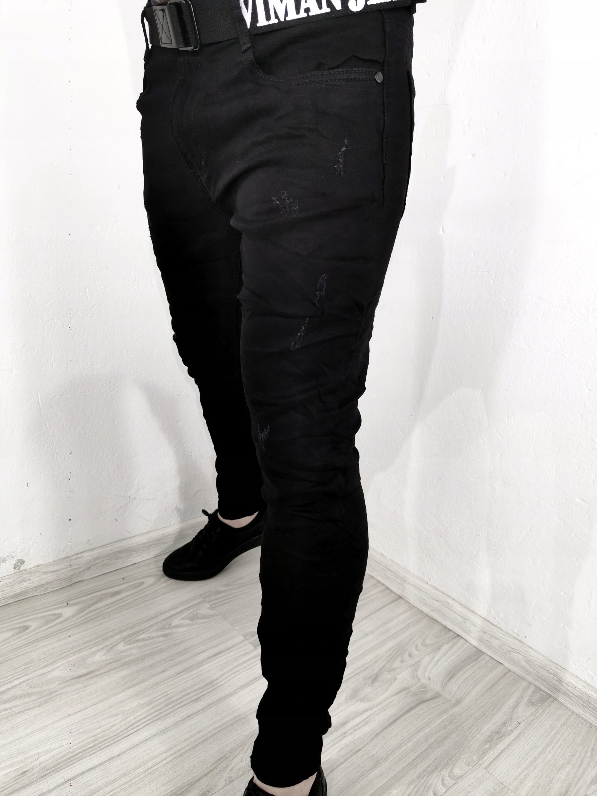 Spodnie męskie jeans czarne przetarcia slim PASEK GRATIS 38 Fason rurki