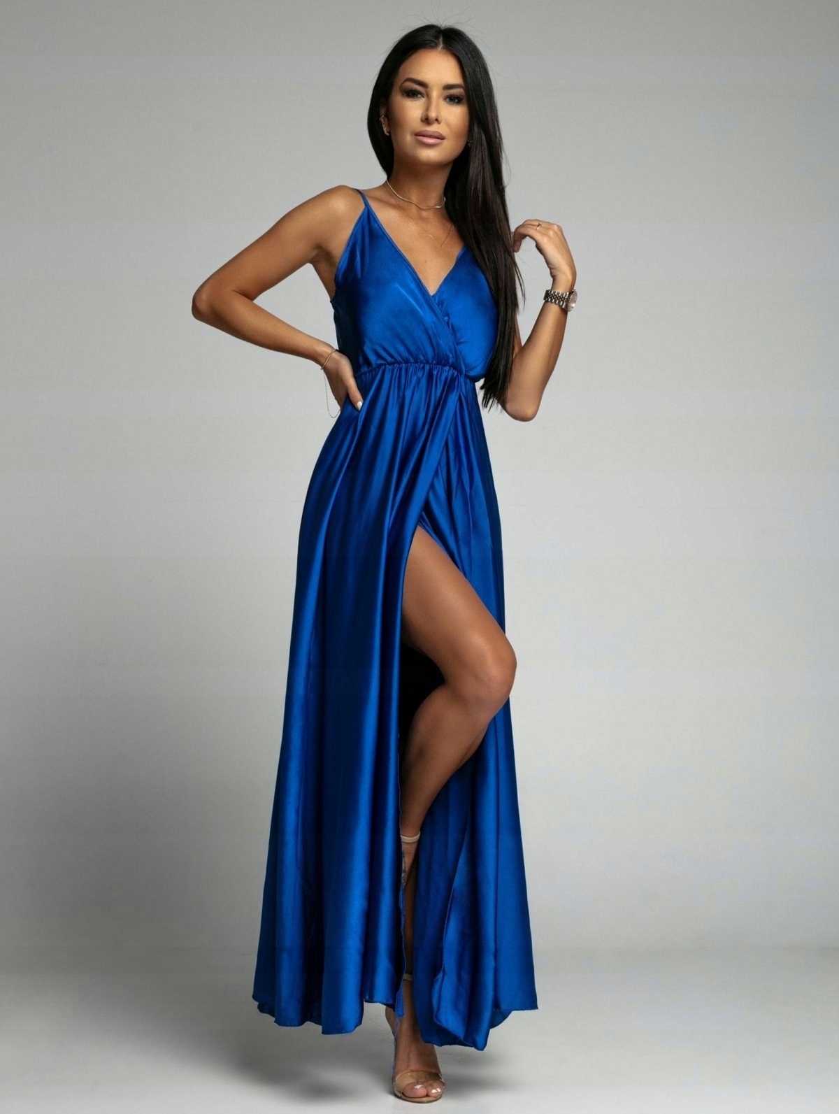 SATYNOWA DŁUGA NIEBIESKA SUKIENKA OKOLICZNOŚCIOWA WESELE PRZYJĘCIE WIZYTOWA Marka Modmoza