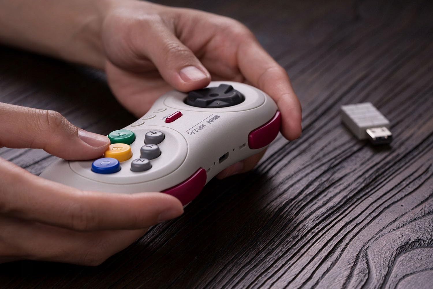 8BitDo M30 2.4G White Pad SEGA Mega Drive Mini Switch RPi Stan opakowania oryginalne