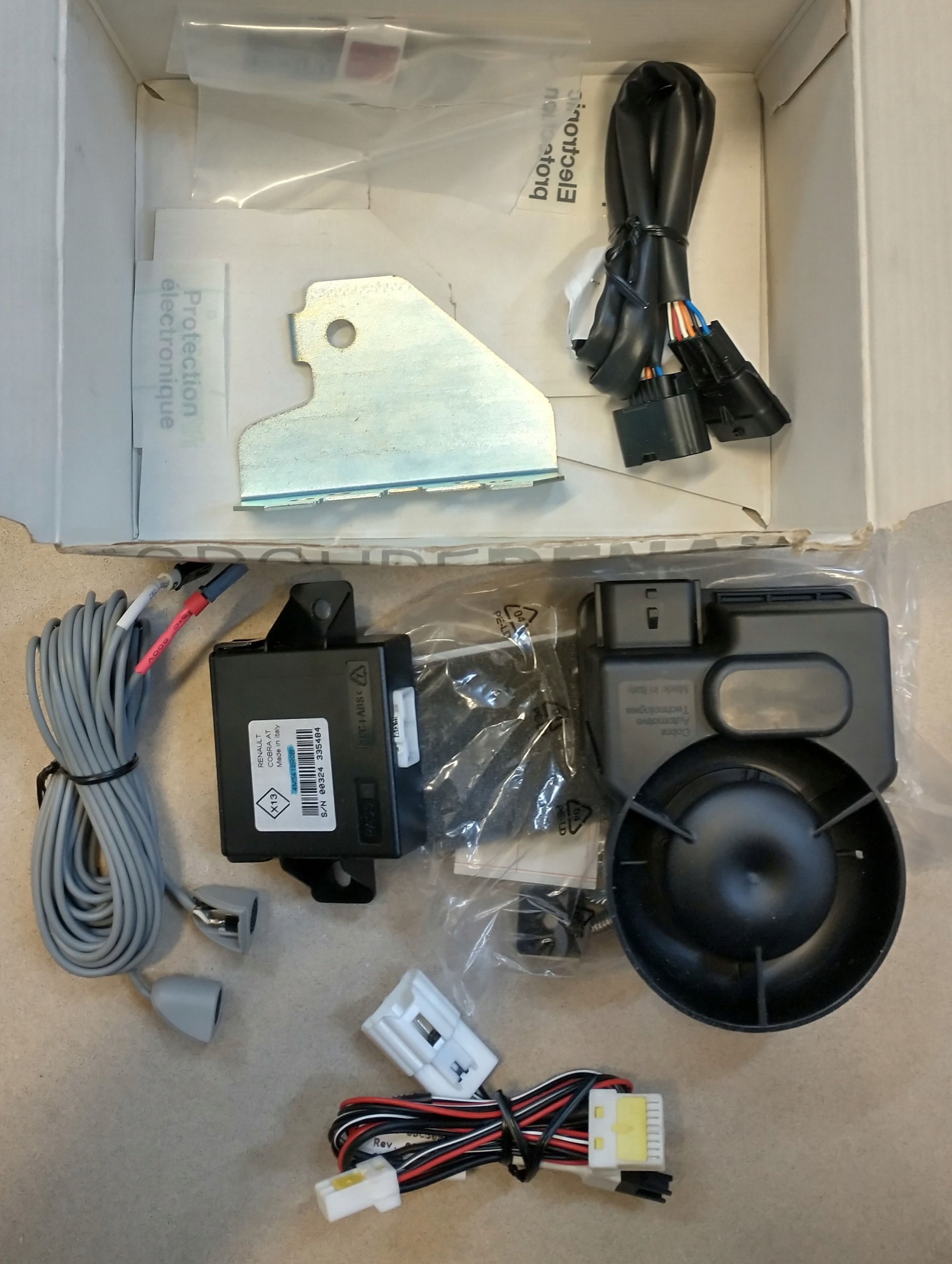 Zestaw alarmu oryginał Renault CLIO IV