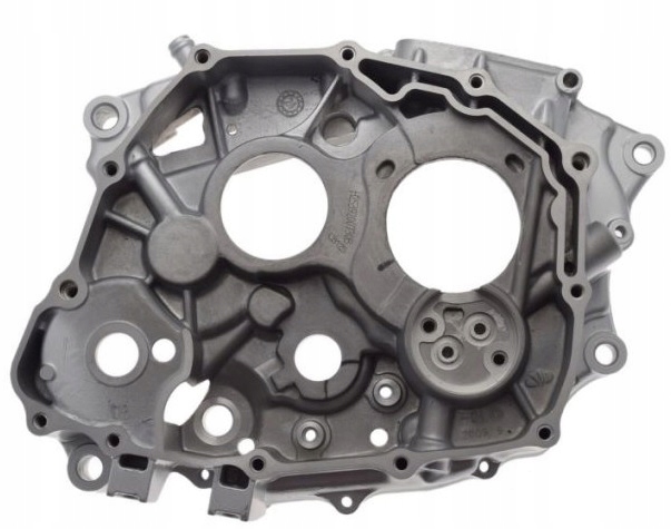 IS4M14274 - КАРТЕР ДВИГУНА ПРАВИЙ ДВИГУН 156FMI