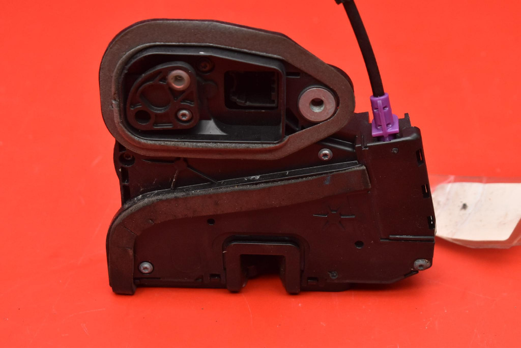 lock door left front front EU 13597534 OPEL INSIGNIA B KOMBI 17-20
